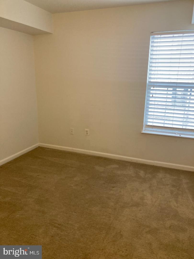 FOUNDERS WALK - Residential Lease