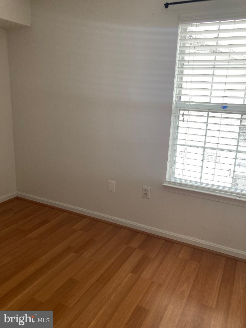 FOUNDERS WALK - Residential Lease