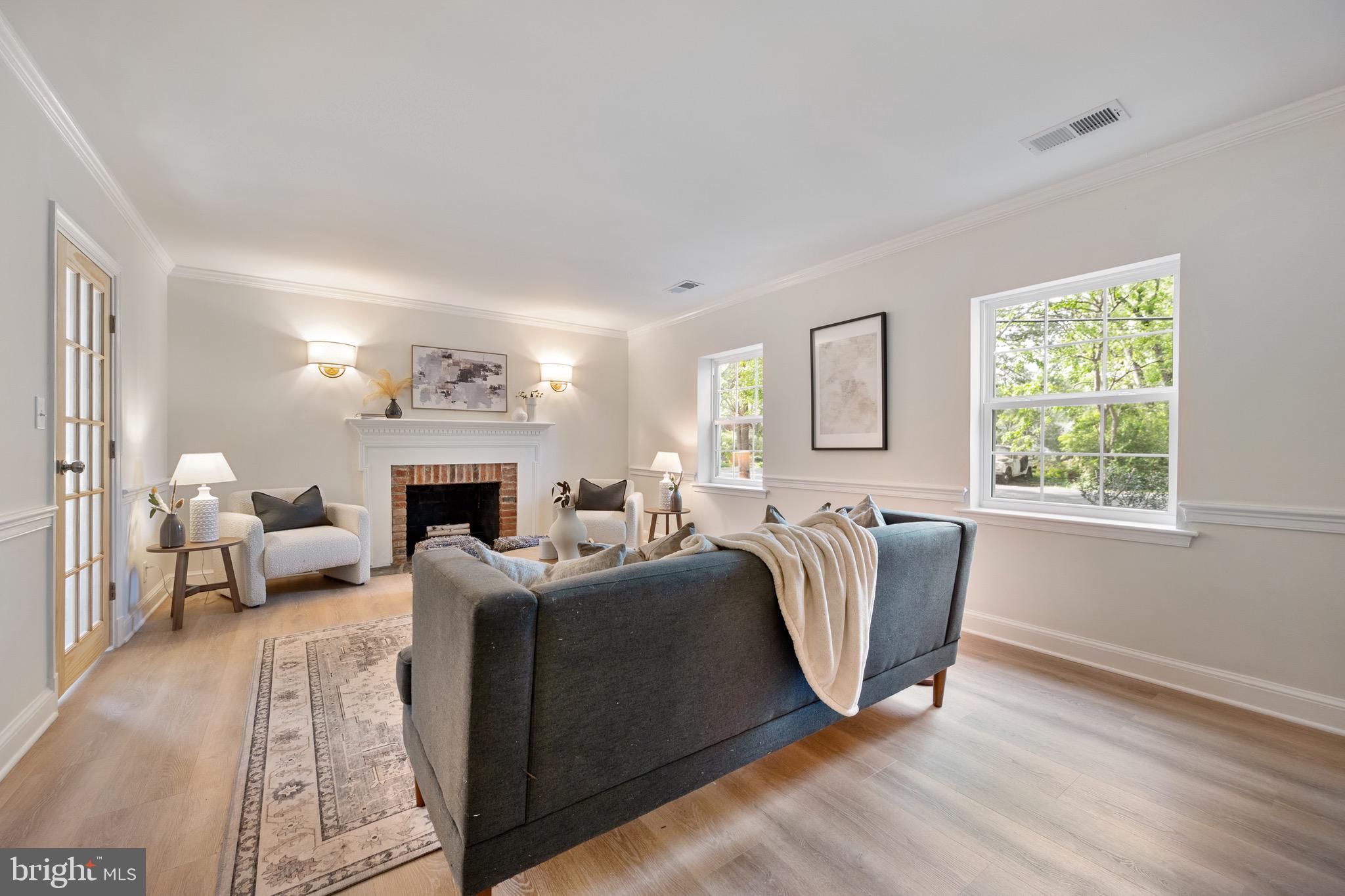 WILTON WOODS - Residential