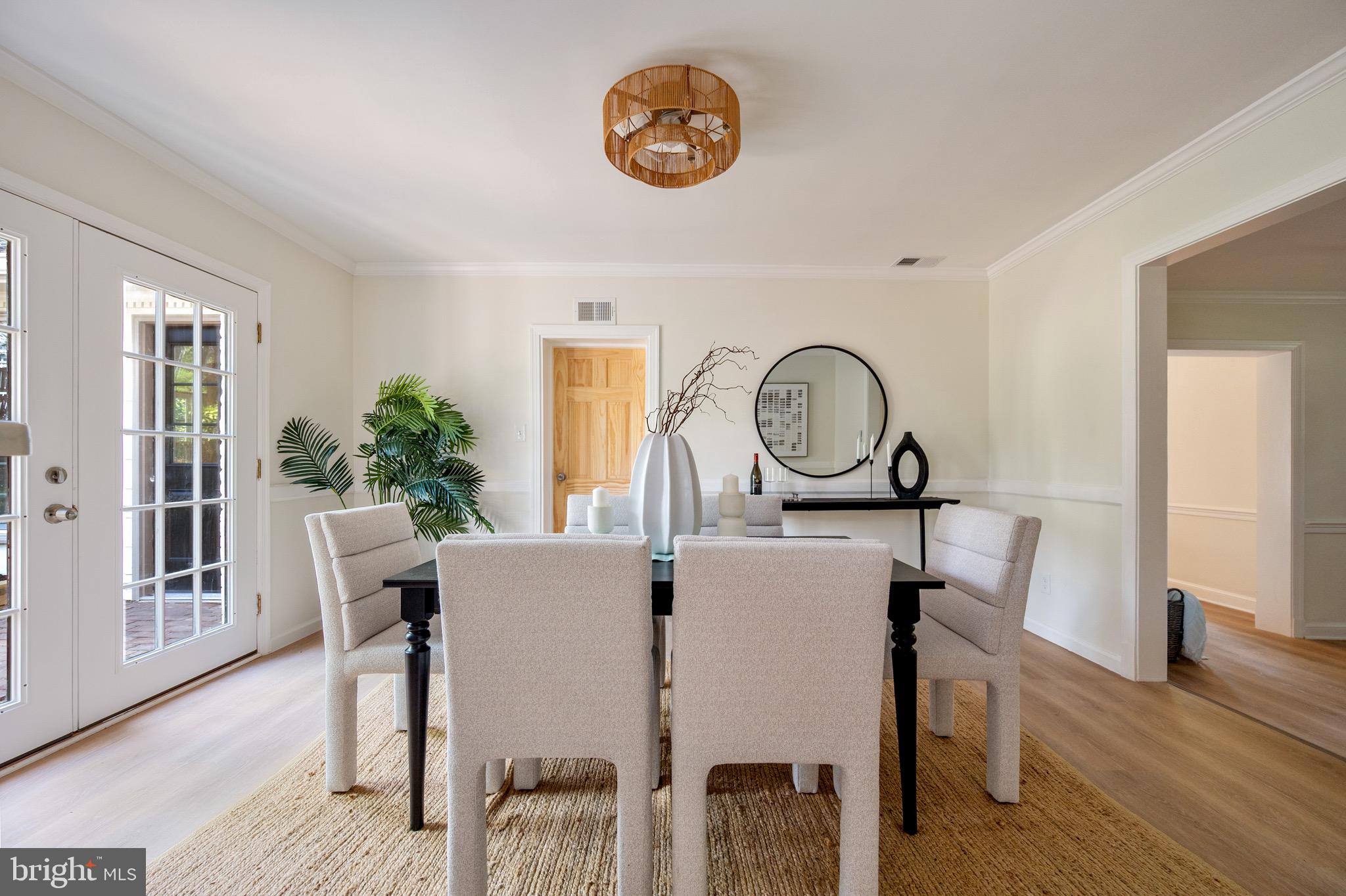 WILTON WOODS - Residential