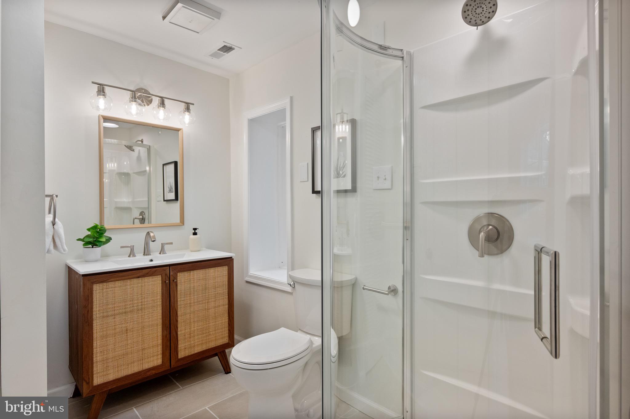 WILTON WOODS - Residential