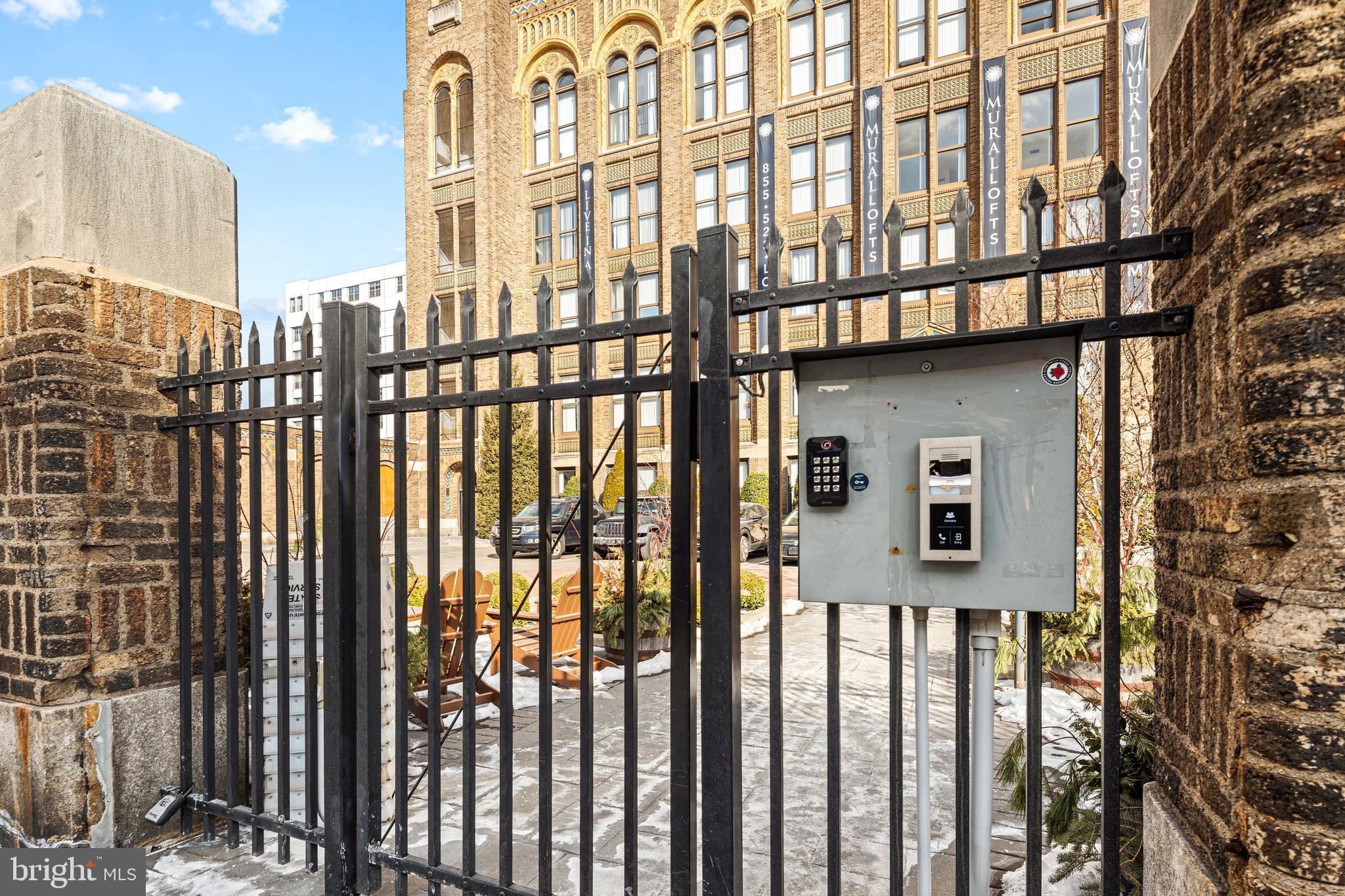 CENTER CITY - Residential Lease