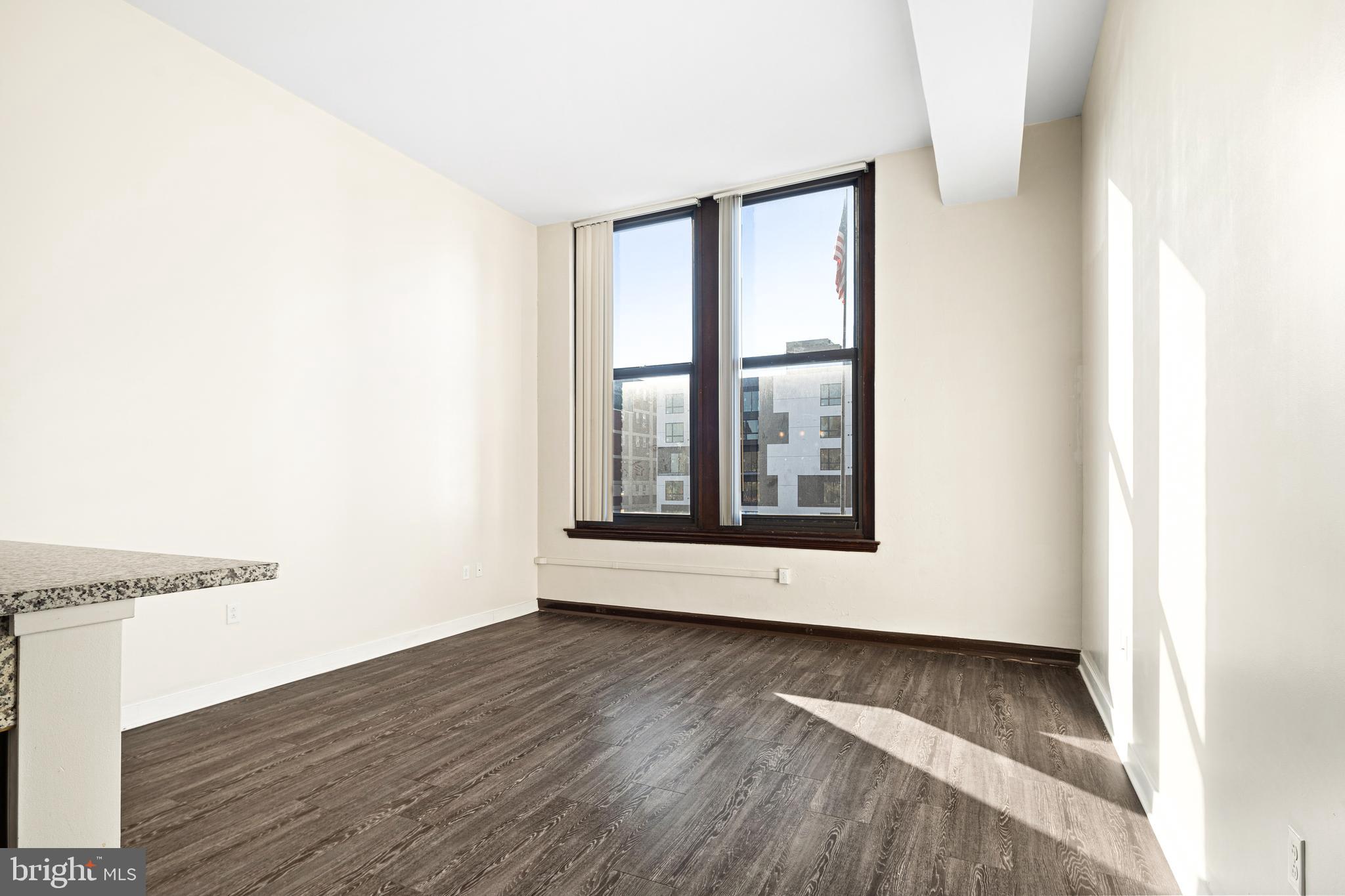CENTER CITY - Residential Lease