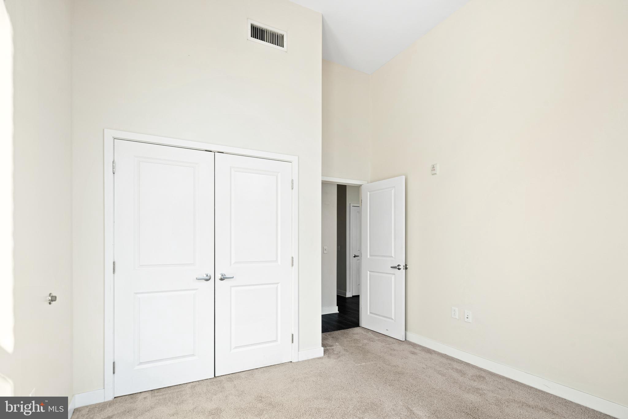 CENTER CITY - Residential Lease