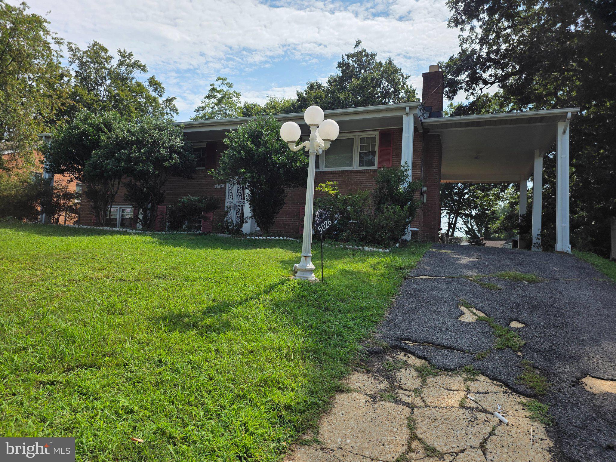 5026 LELAND DRIVE