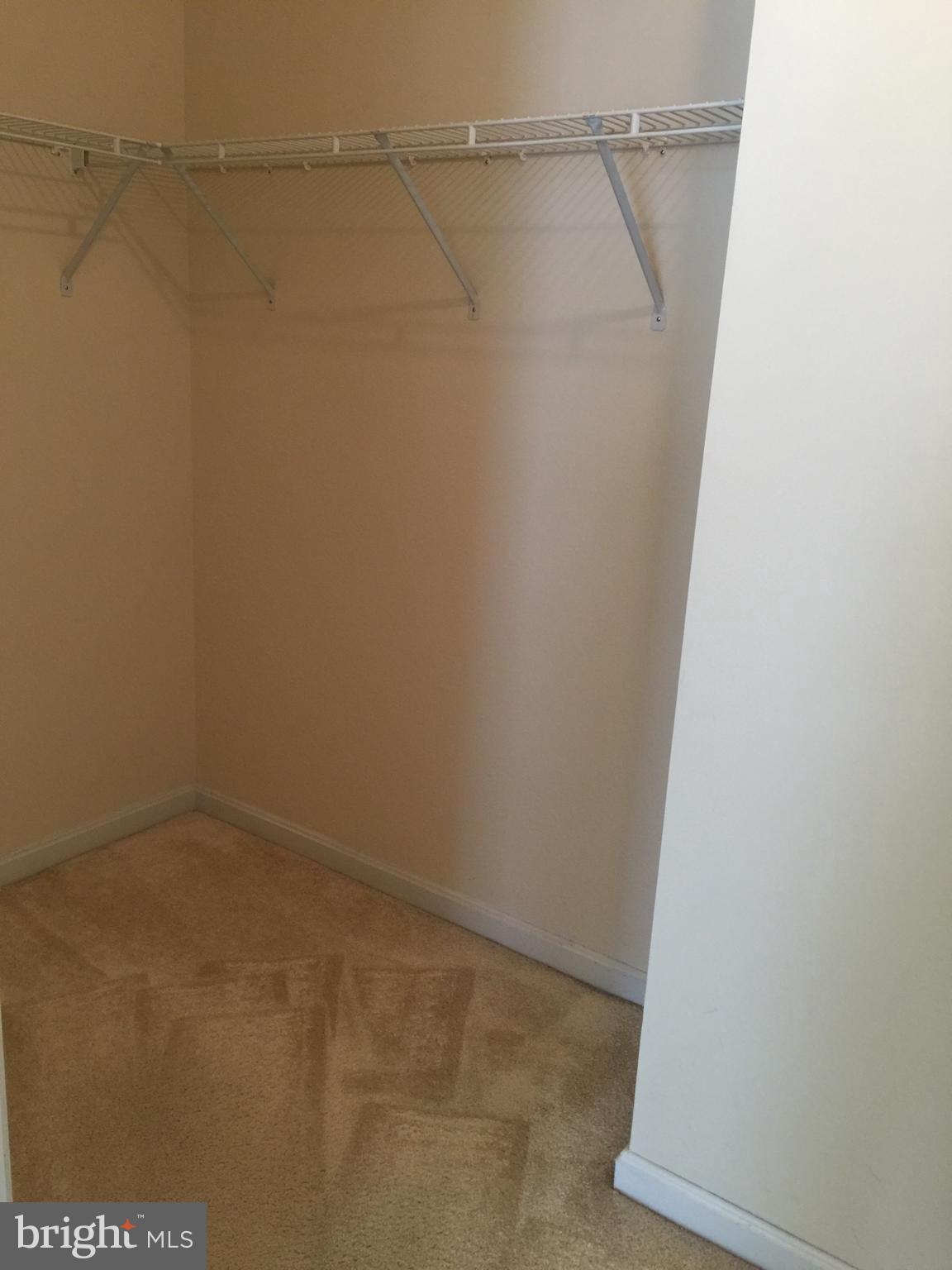 SEVEN OAKS - Residential Lease