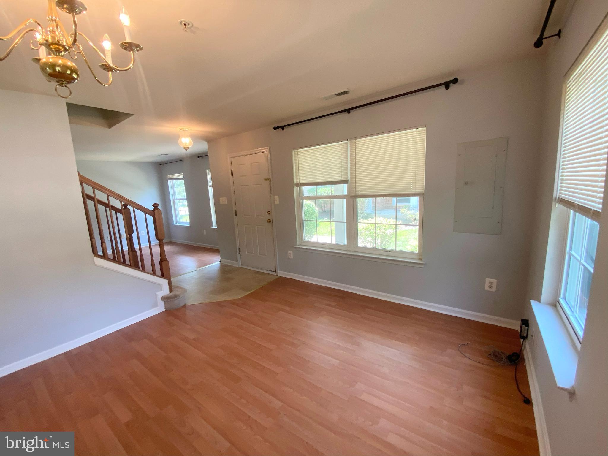 SEVEN OAKS - Residential Lease