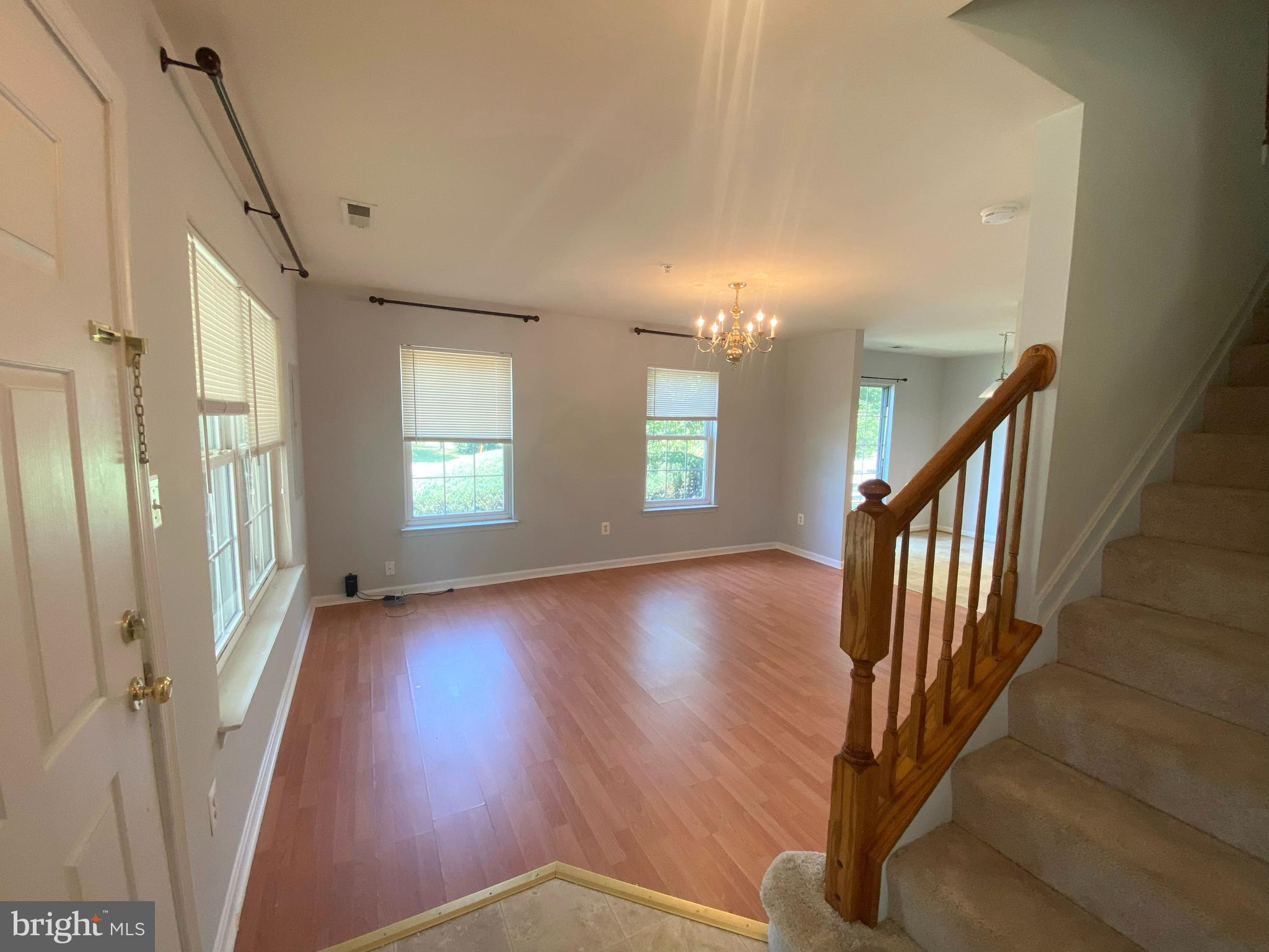 SEVEN OAKS - Residential Lease