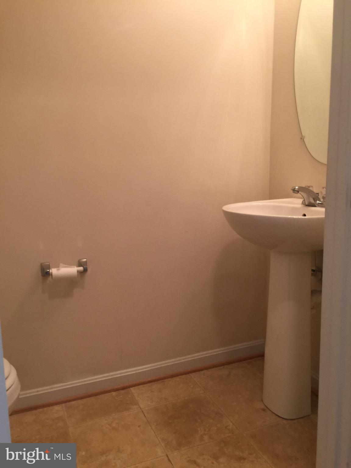 SEVEN OAKS - Residential Lease