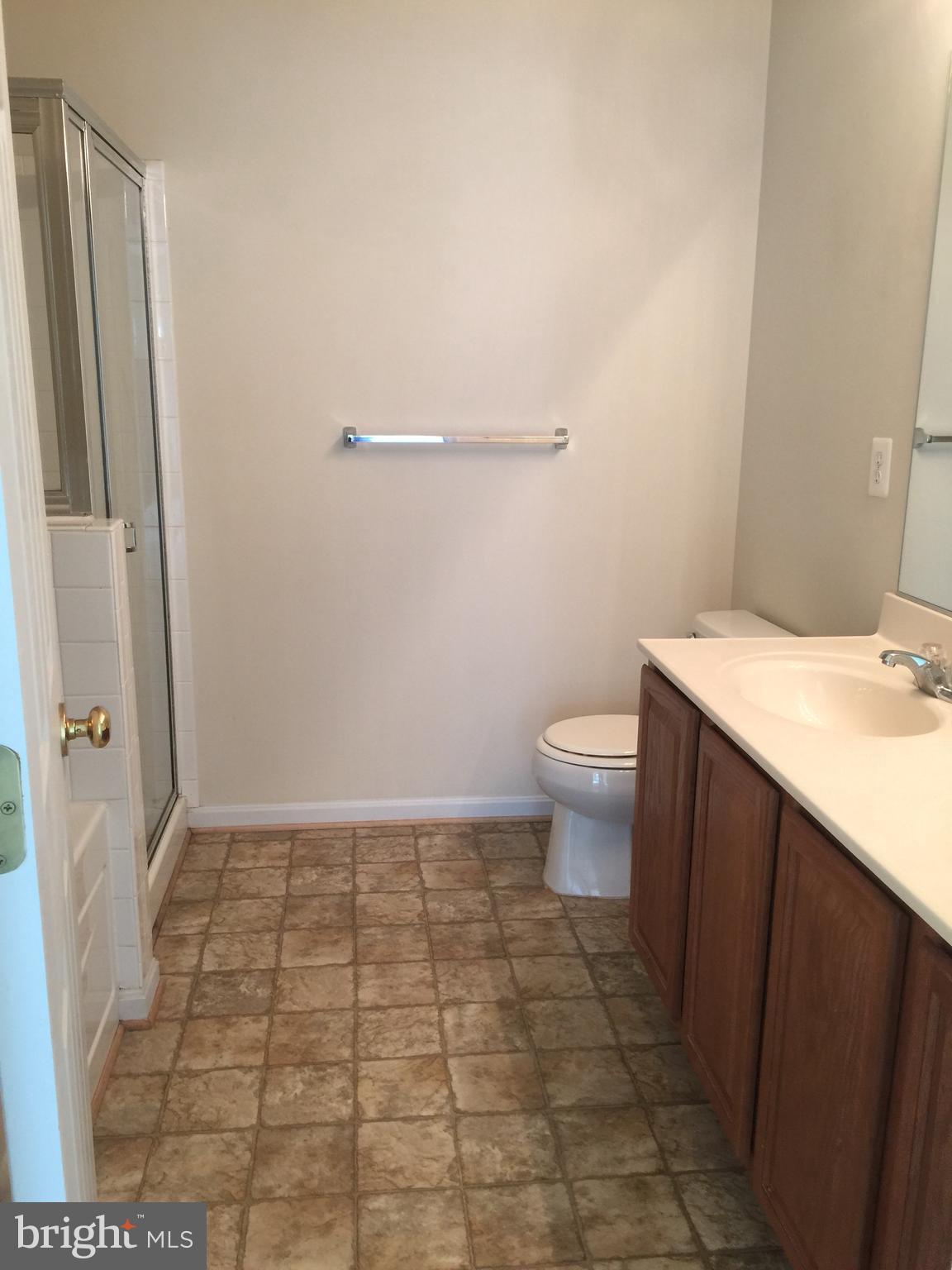 SEVEN OAKS - Residential Lease