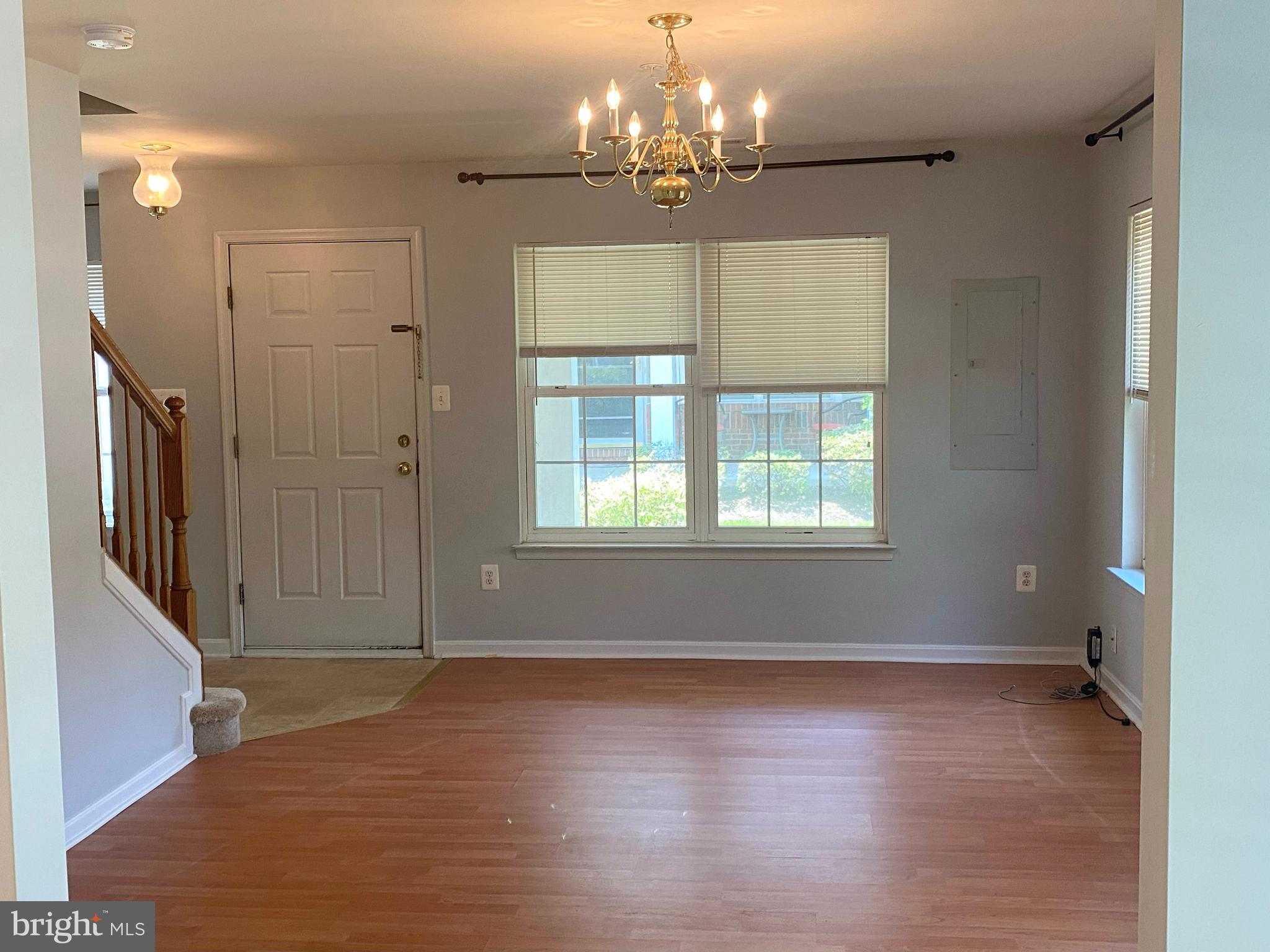 SEVEN OAKS - Residential Lease