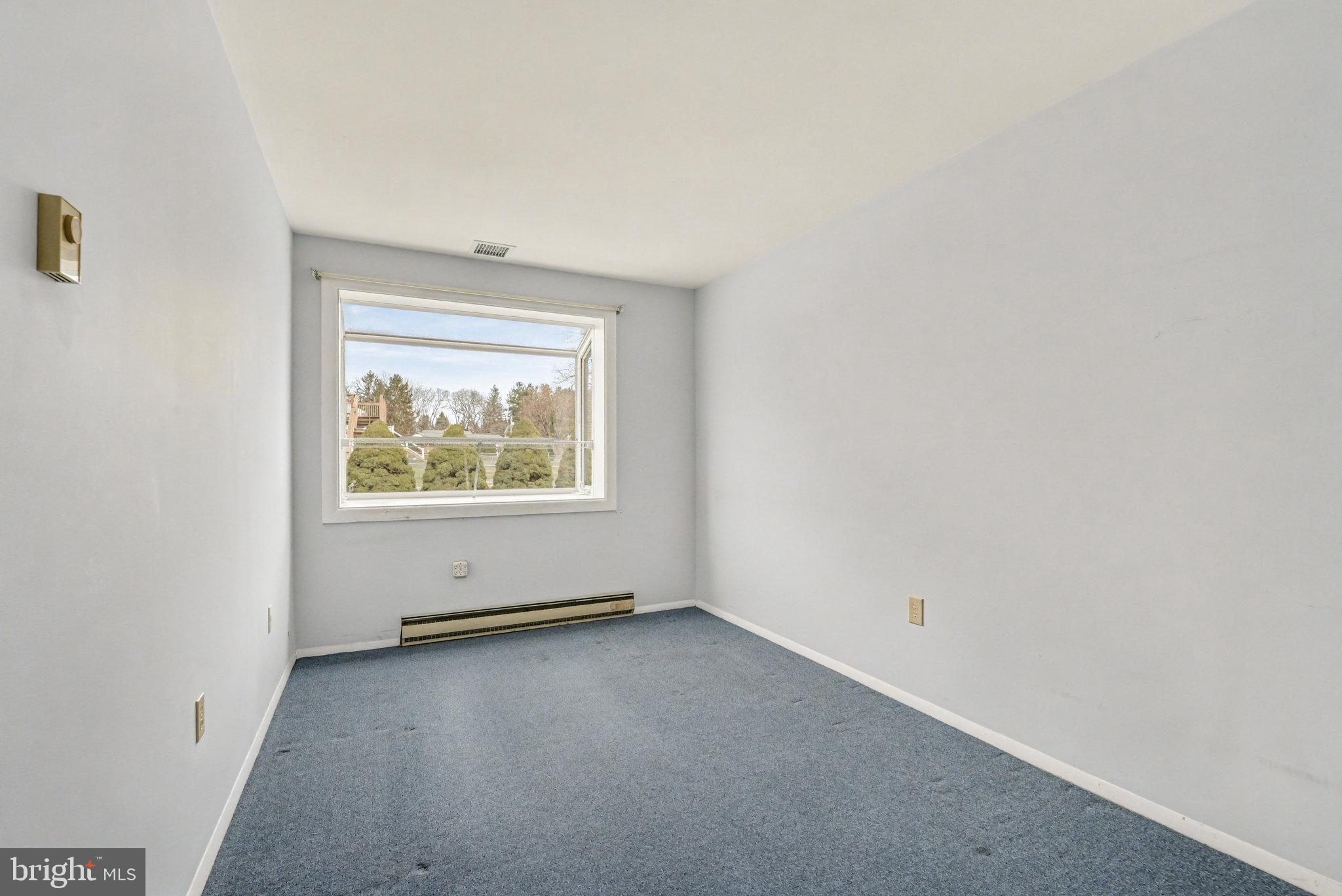 SALEM PARK - Residential