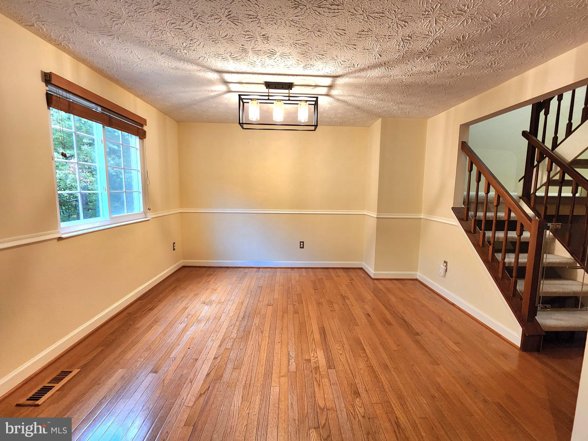1610 BARNSTEAD DRIVE