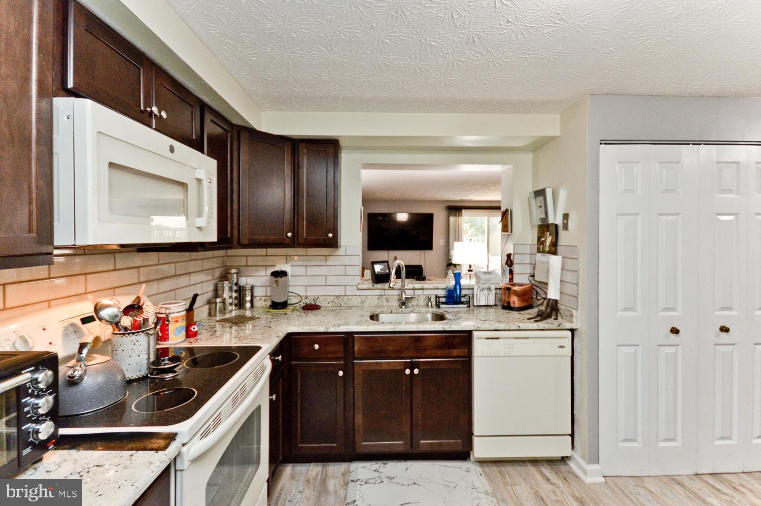 RIDGEVIEW ESTATES - Residential