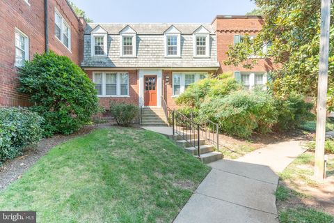 1756 N RHODES STREET 6-333 ARLINGTON VA 22201