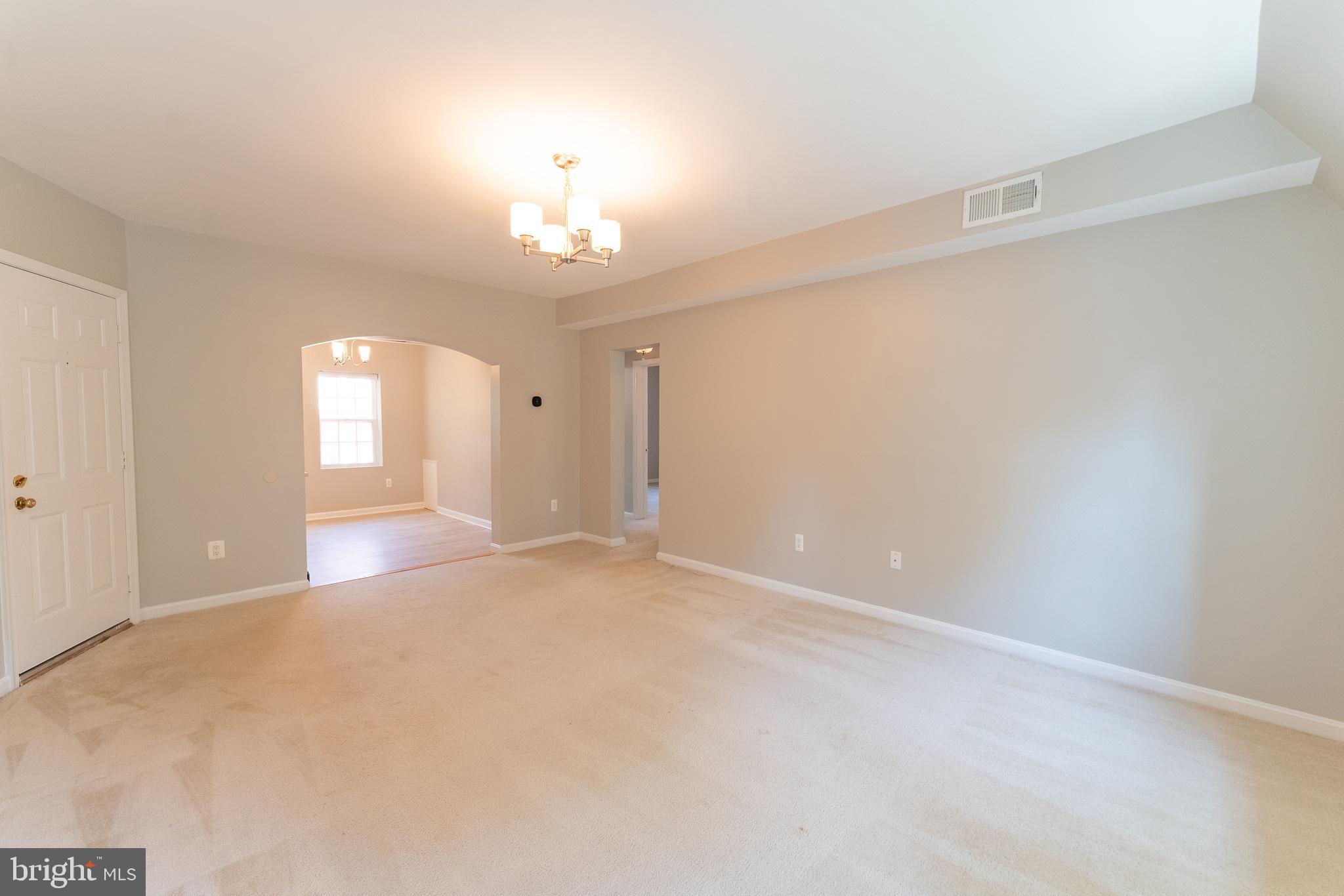 1756 N RHODES STREET 6-333