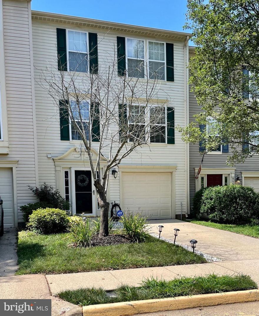 Move right into this fully updated 3-bedroom, 2.5-bath garage townhome featuring a fenced rear yard, upper and lower decks, and peaceful views backing to trees. Renovated throughout with new hardwood flooring on all levels and stairs, fresh paint, and recessed lighting throughout.
The eat-in kitchen offers maple cabinets, granite countertops, stainless steel appliances, and hardwood floors. The bright, open living and dining areas provide great flow for everyday living and entertaining.
Upstairs you’ll find spacious bedrooms and renovated bathrooms with modern finishes, including combination exhaust fans with integrated WiFi speakers and lighting in the full baths.
Major upgrades include a newly installed roof, hot water heater, and HVAC system with central UV light and humidifier.
Enjoy outdoor living with a private fenced yard and two decks backing to trees.
Wellington community amenities include a pool, community center, tot lots, tennis courts, basketball courts, and jog/walk paths.
Updated, stylish, and move-in ready! Call for code.