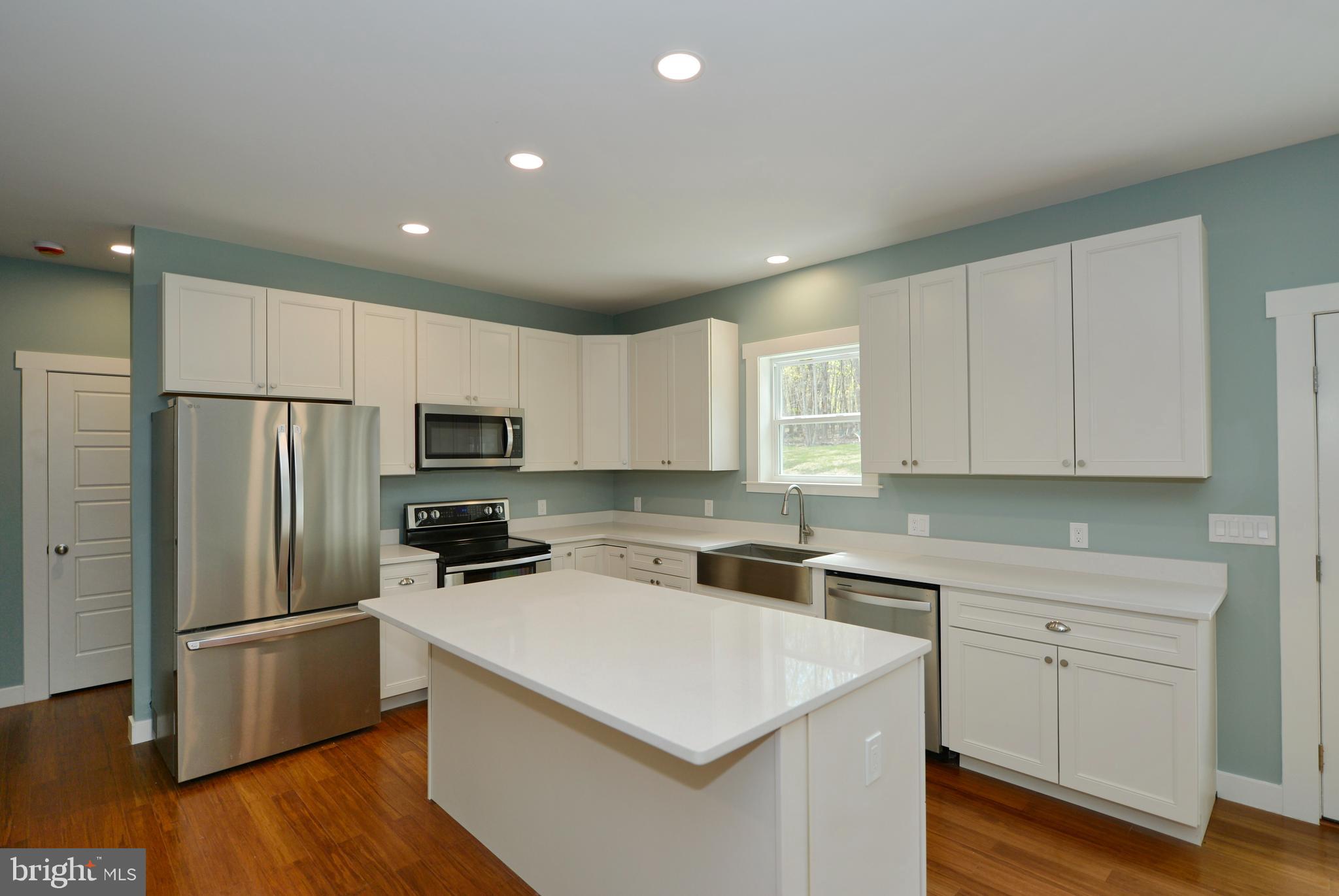 SHENANDOAH RETREAT - Residential