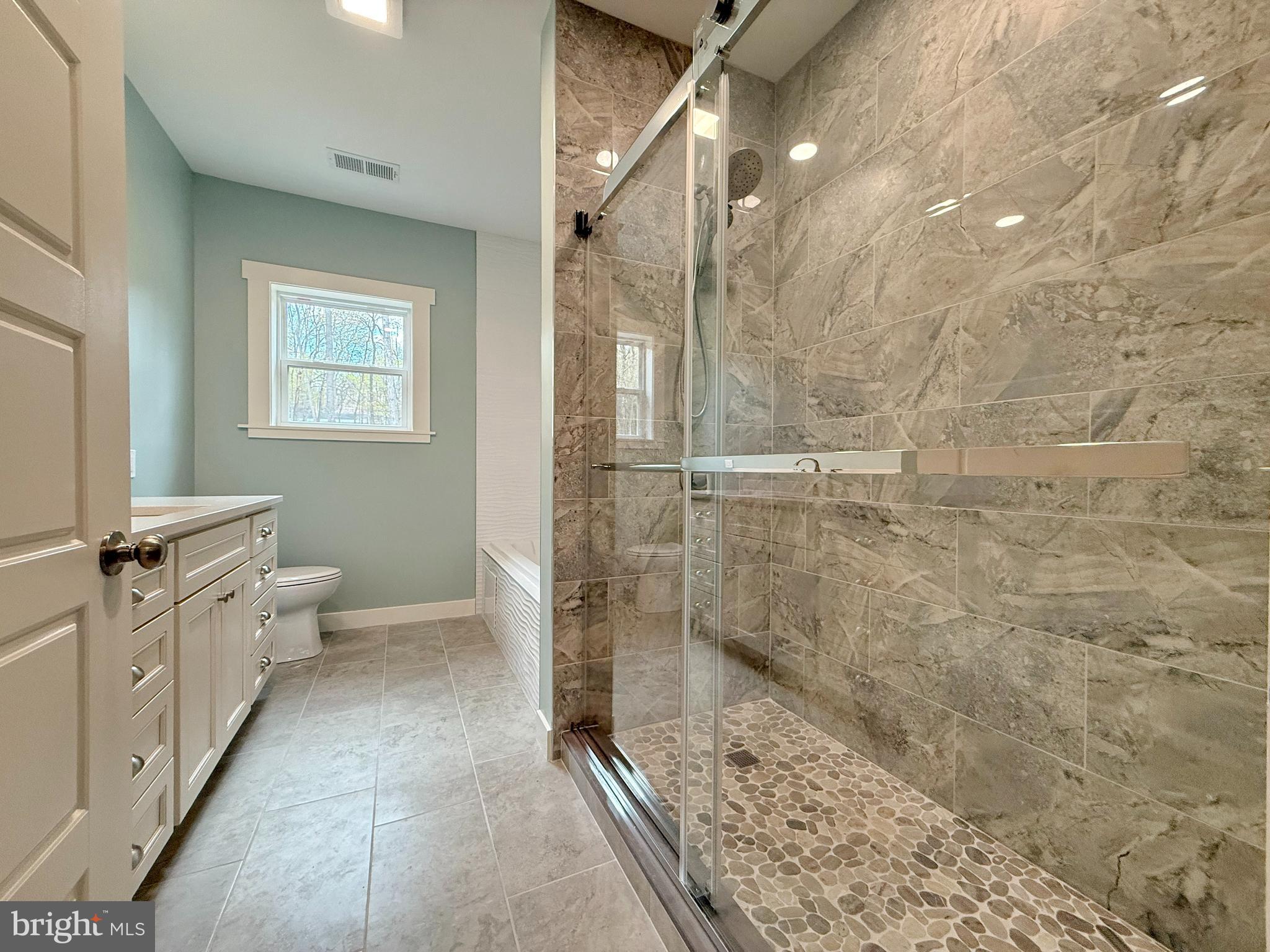 SHENANDOAH RETREAT - Residential