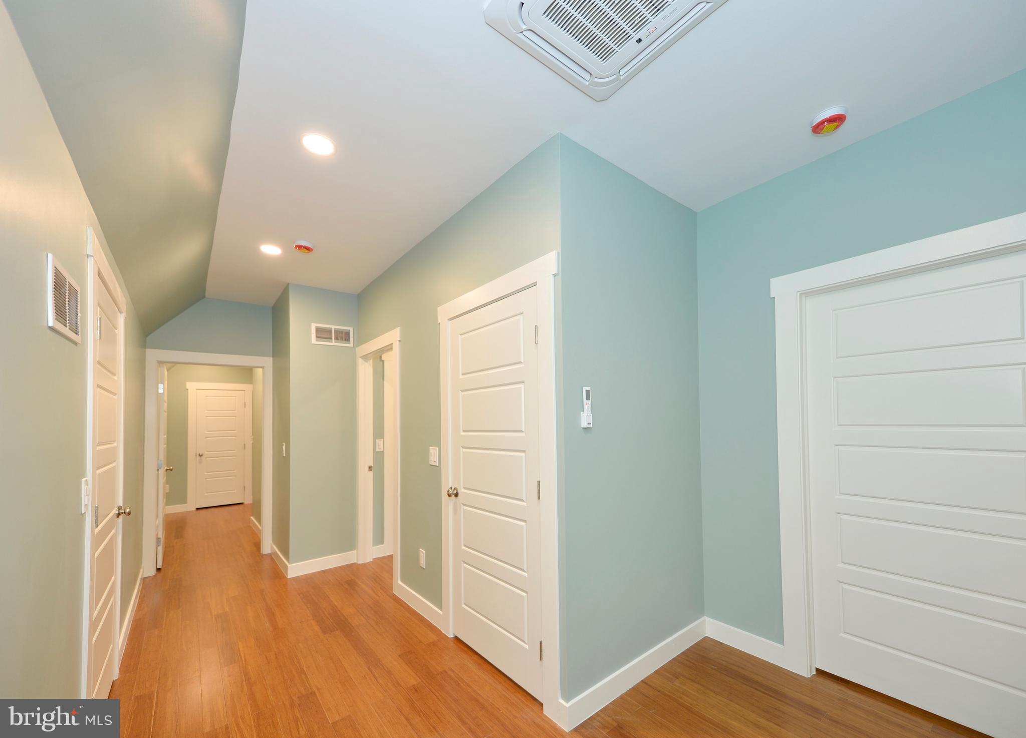 SHENANDOAH RETREAT - Residential