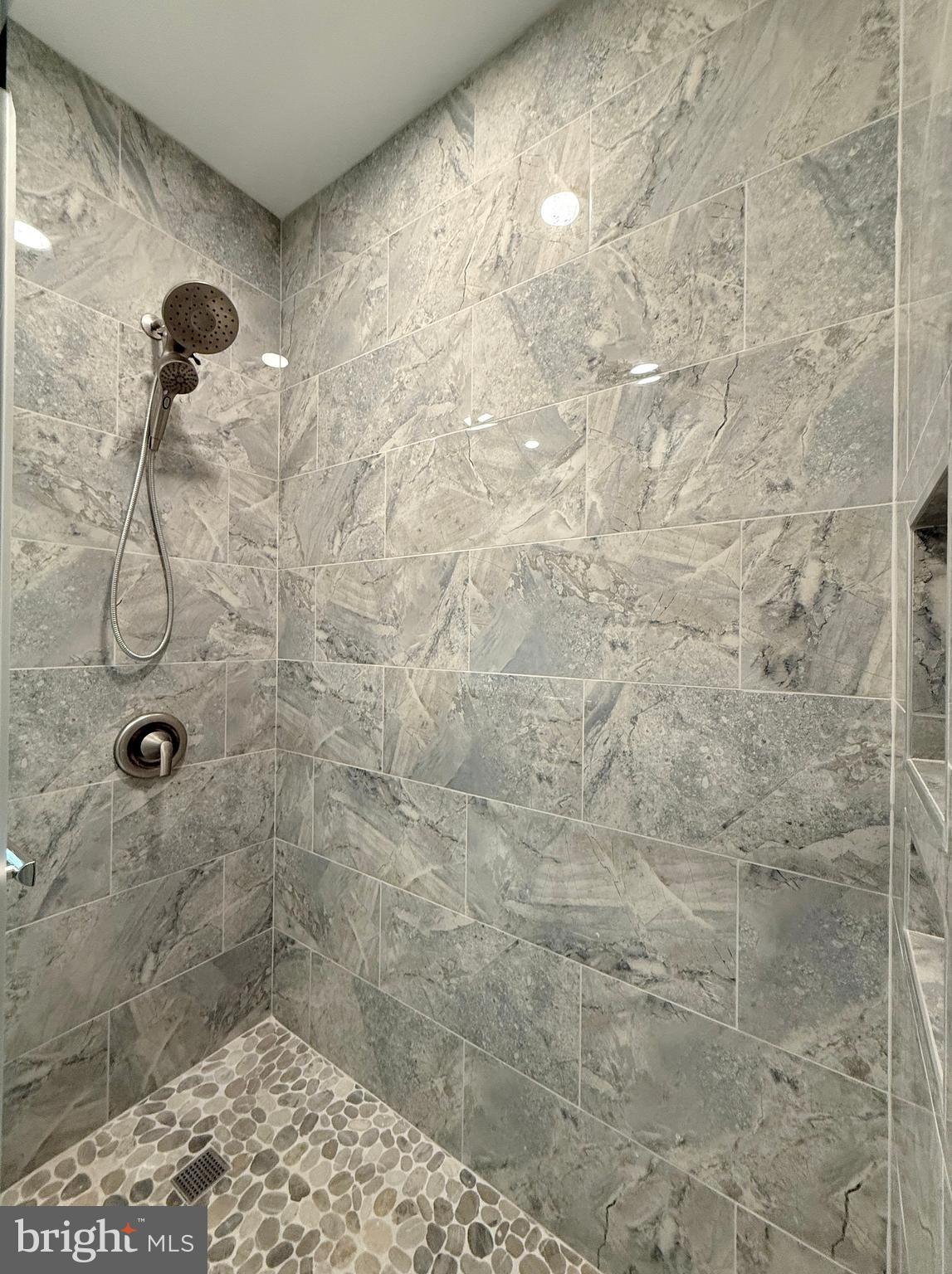 SHENANDOAH RETREAT - Residential