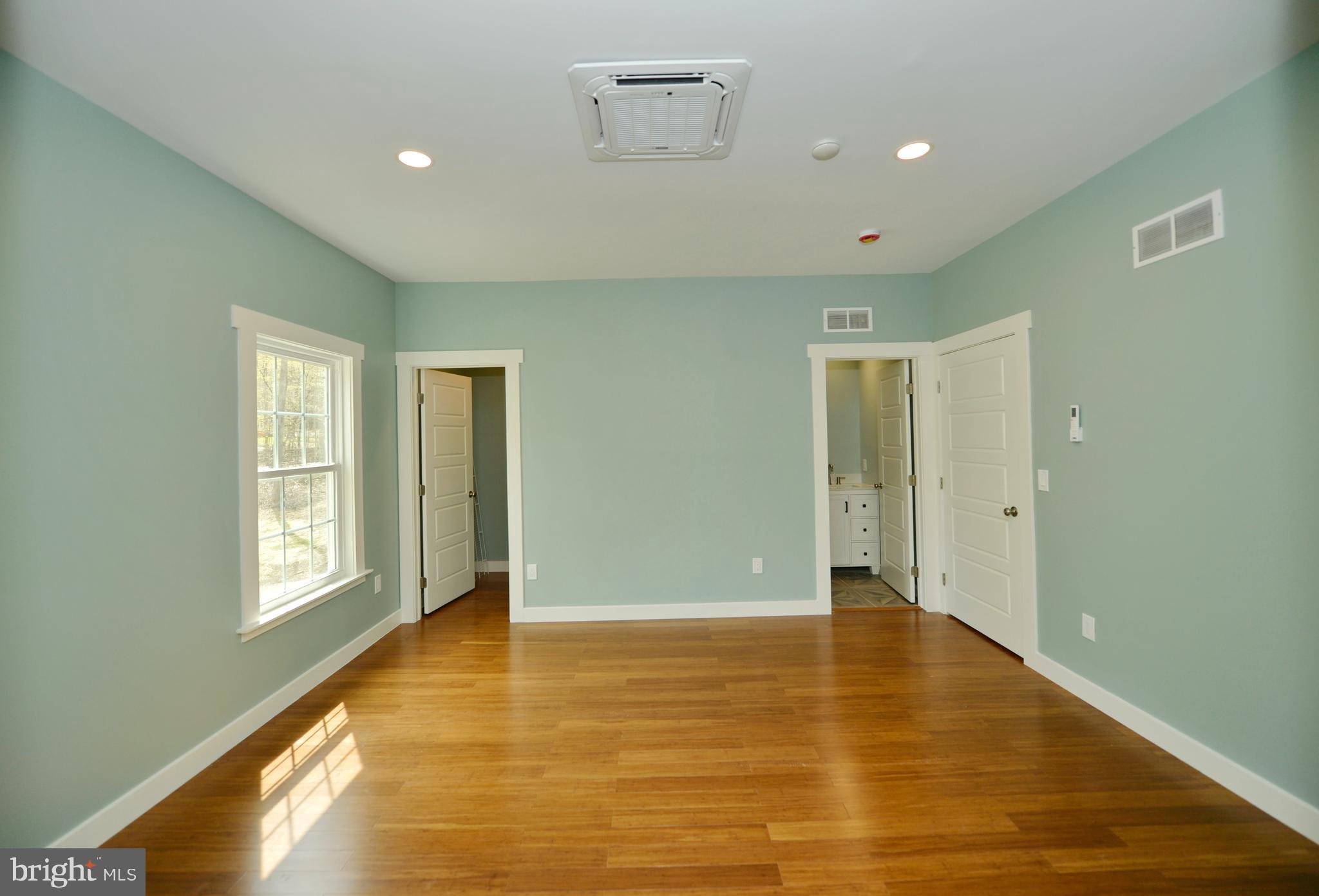 SHENANDOAH RETREAT - Residential