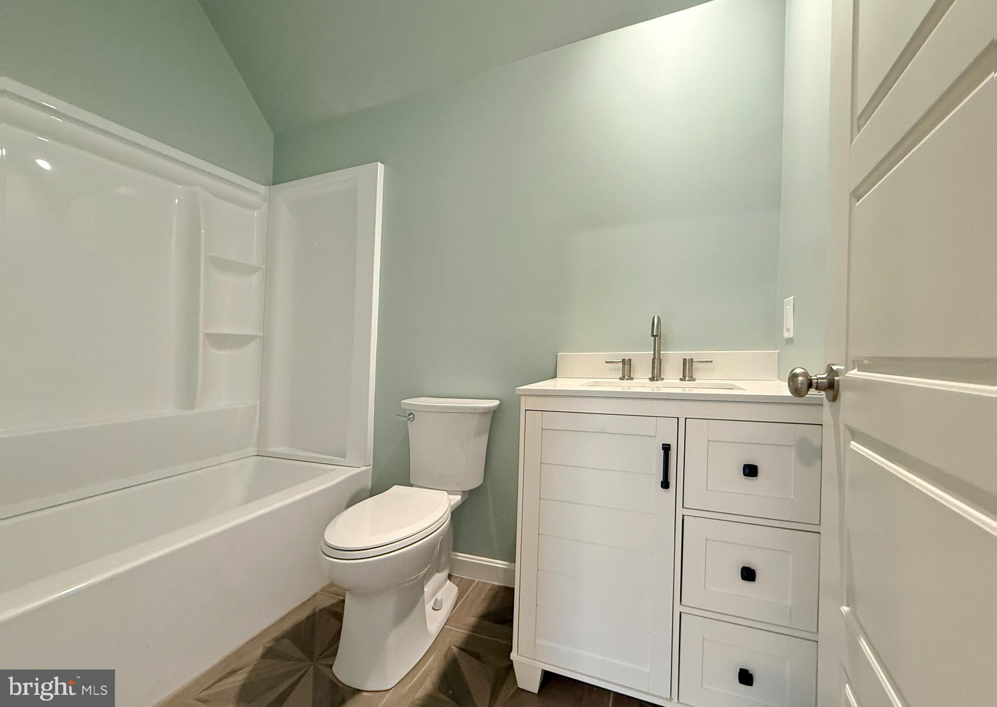 SHENANDOAH RETREAT - Residential