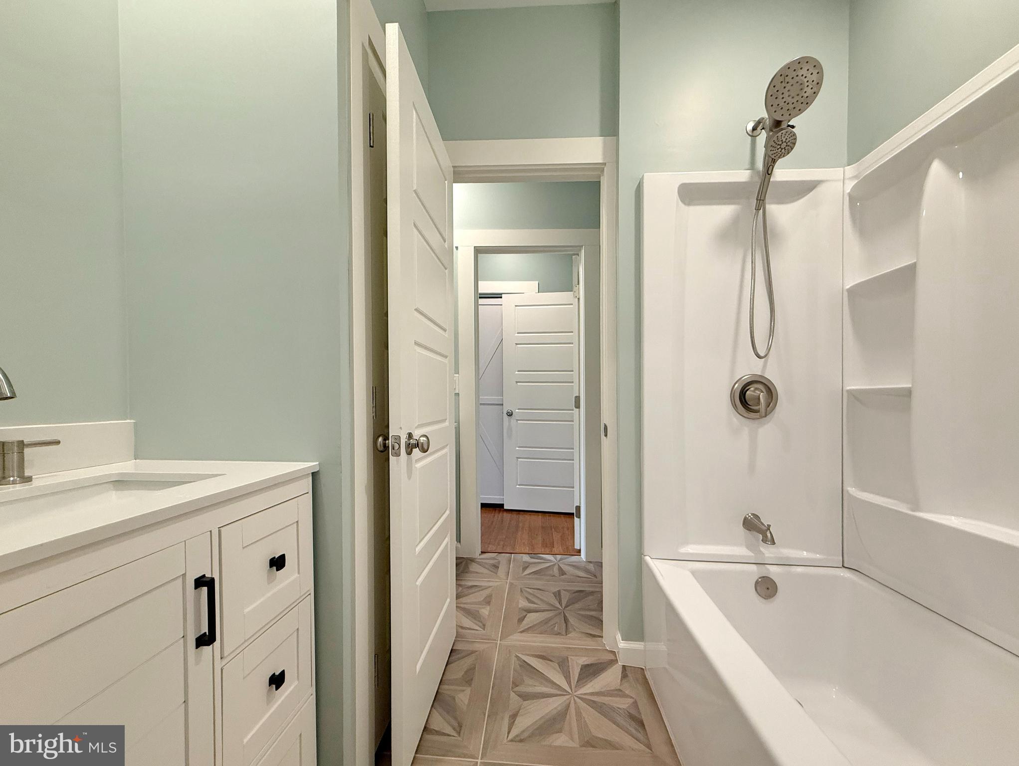 SHENANDOAH RETREAT - Residential