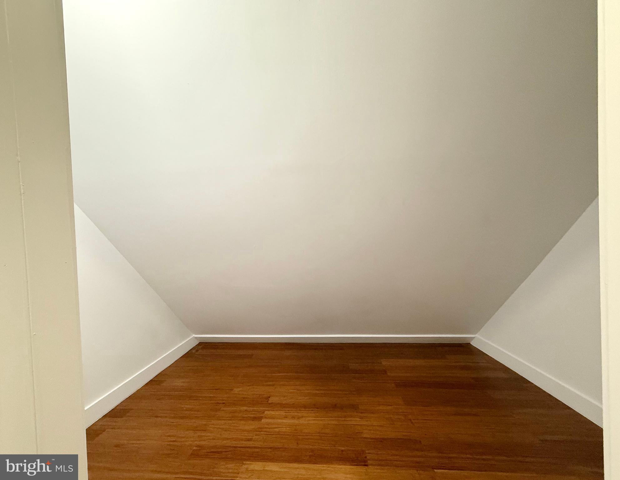 SHENANDOAH RETREAT - Residential