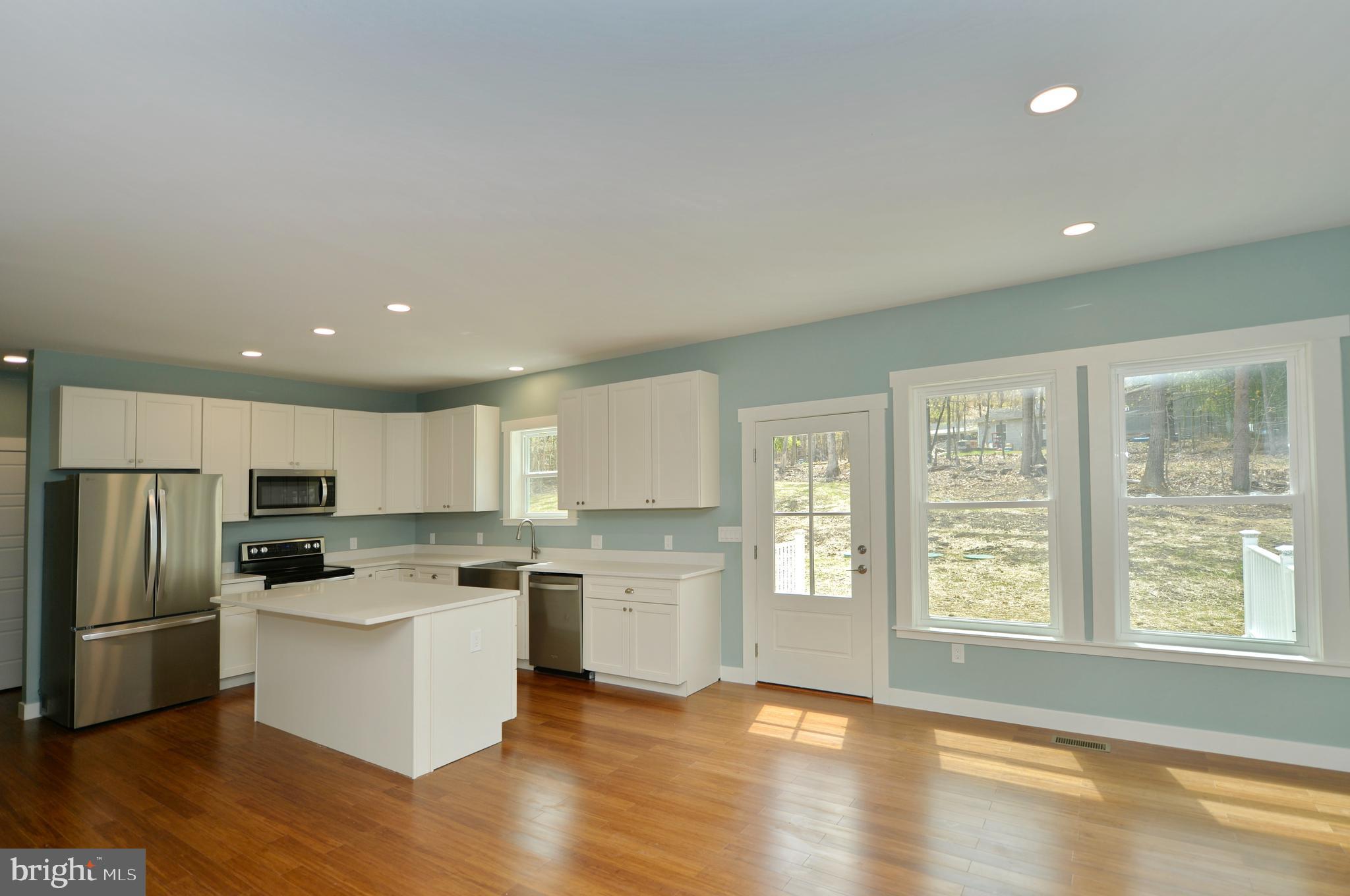 SHENANDOAH RETREAT - Residential