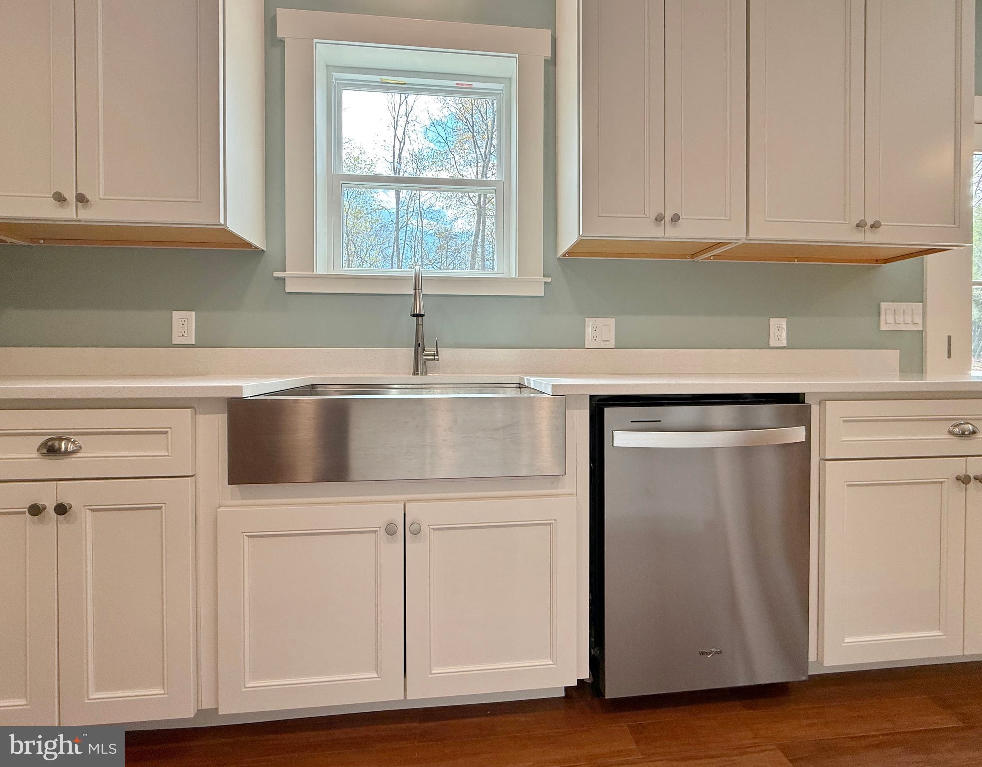 SHENANDOAH RETREAT - Residential