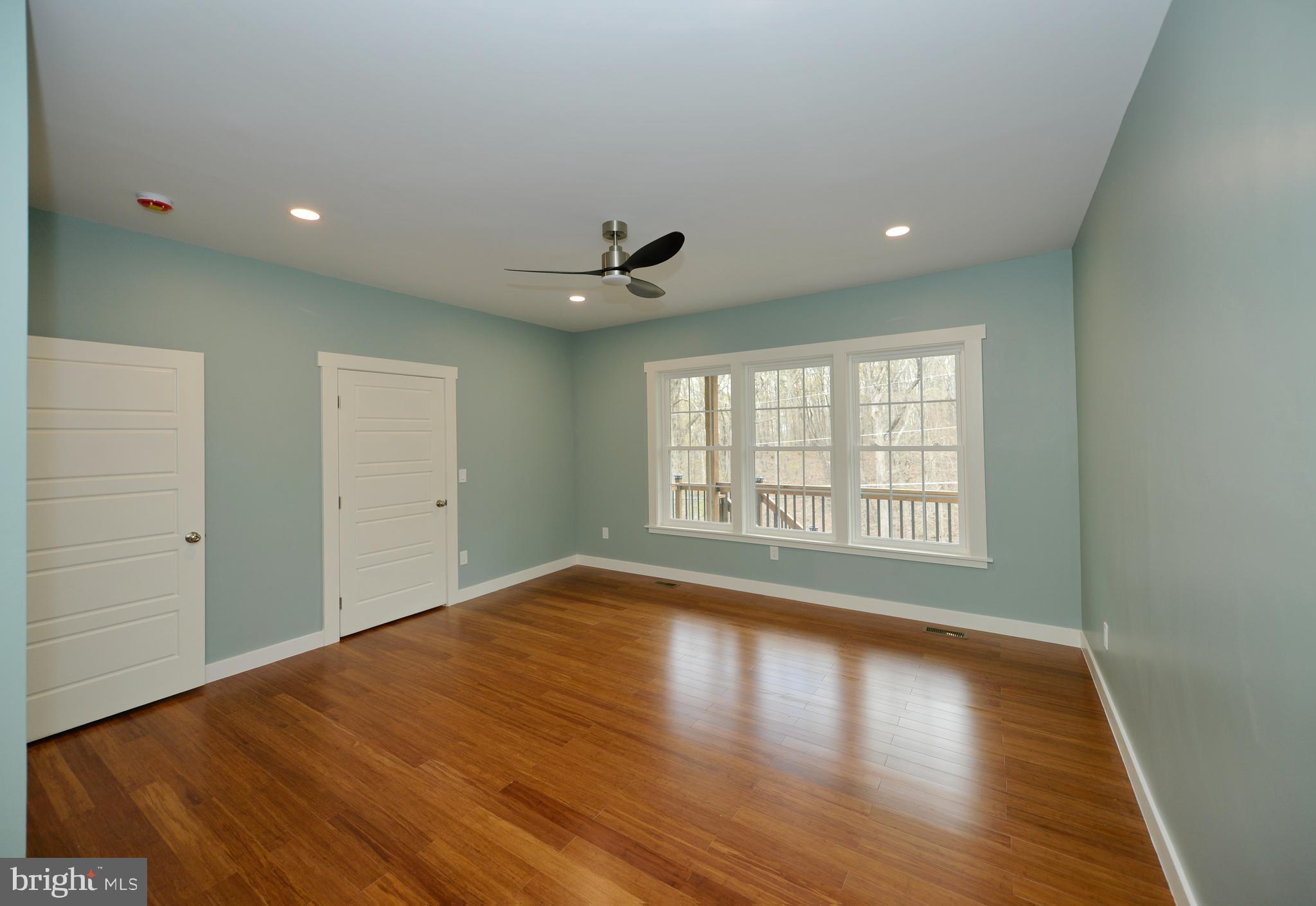 SHENANDOAH RETREAT - Residential