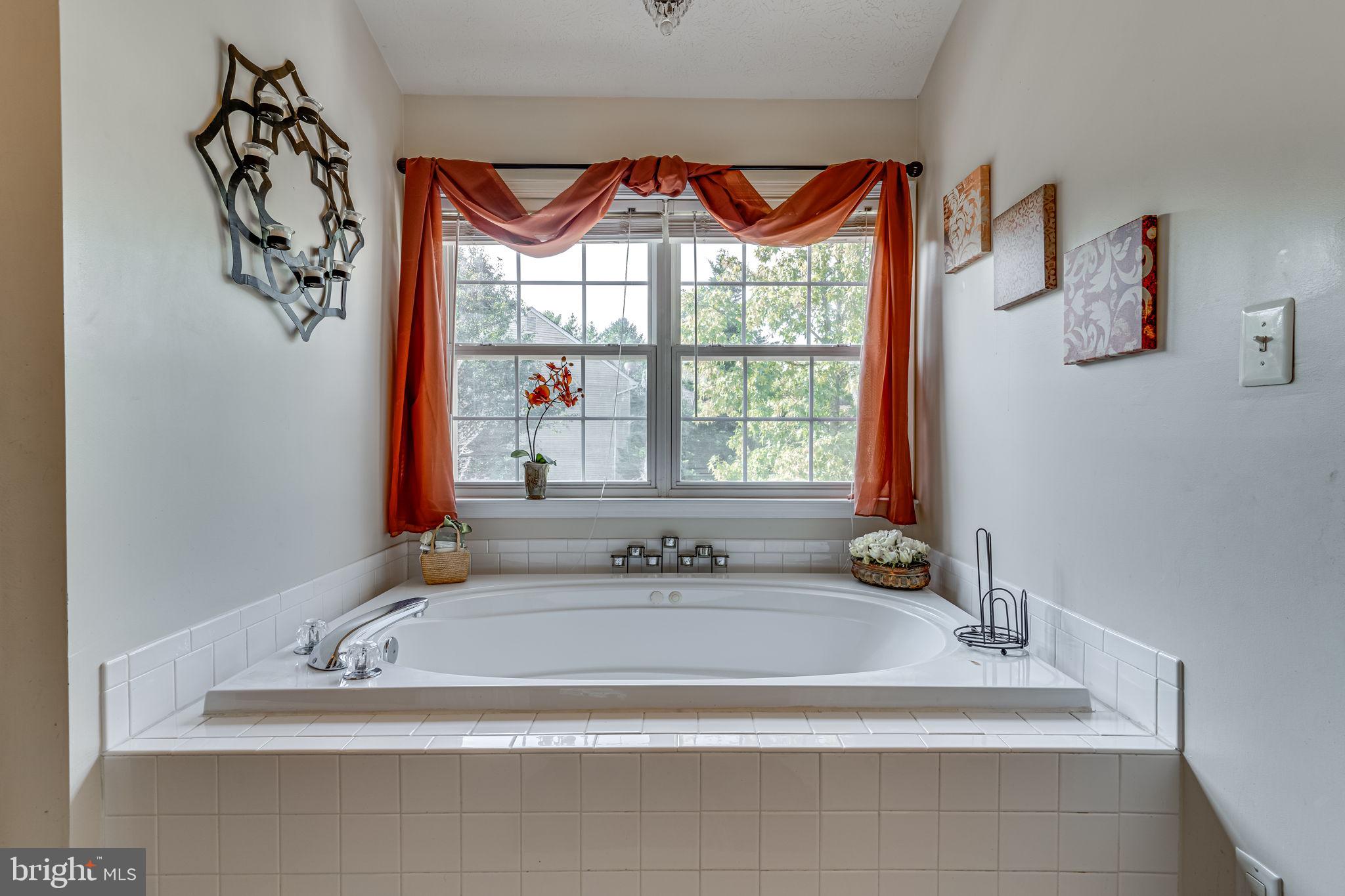 PERRYWOOD - Residential