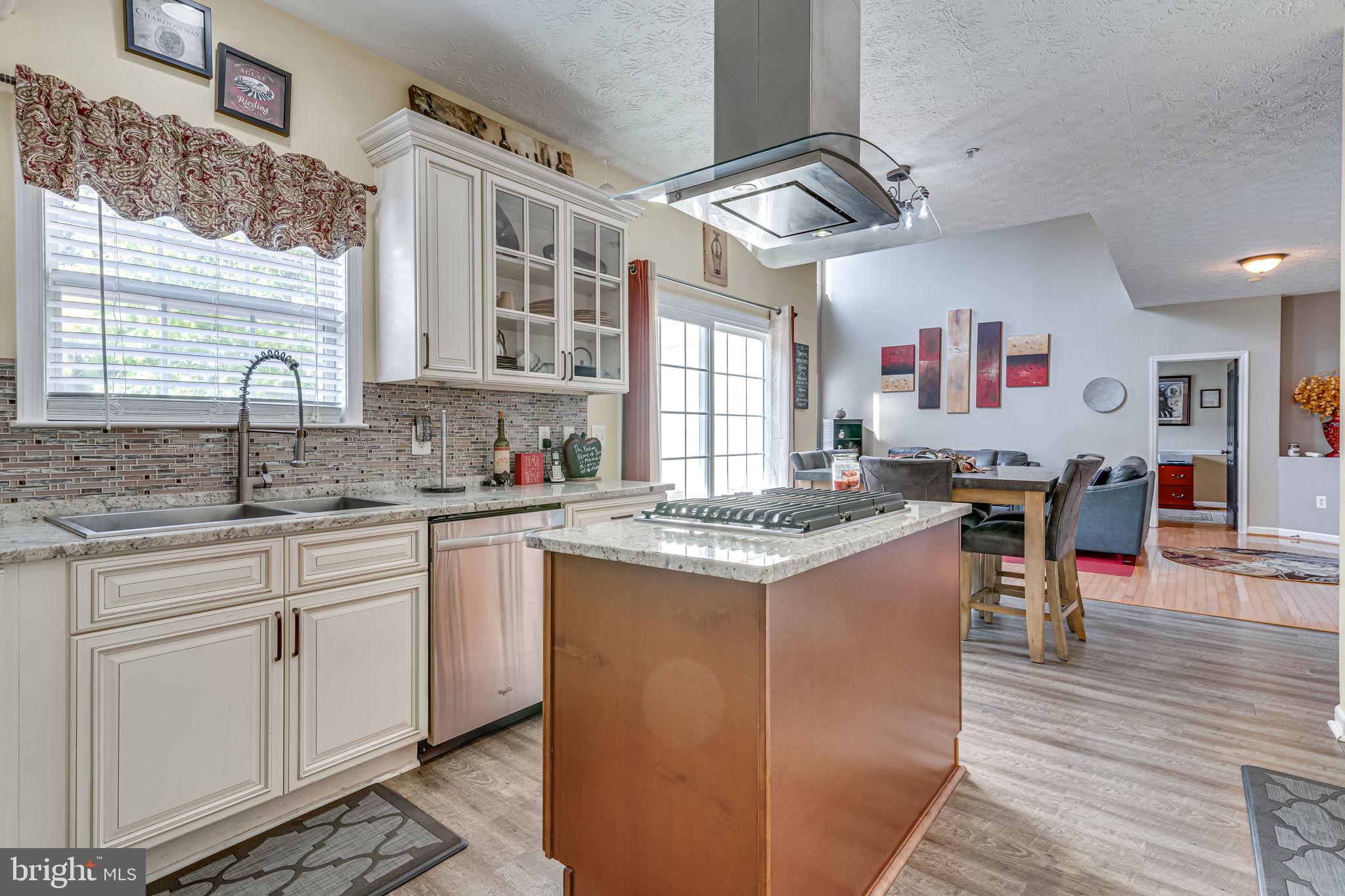 PERRYWOOD - Residential