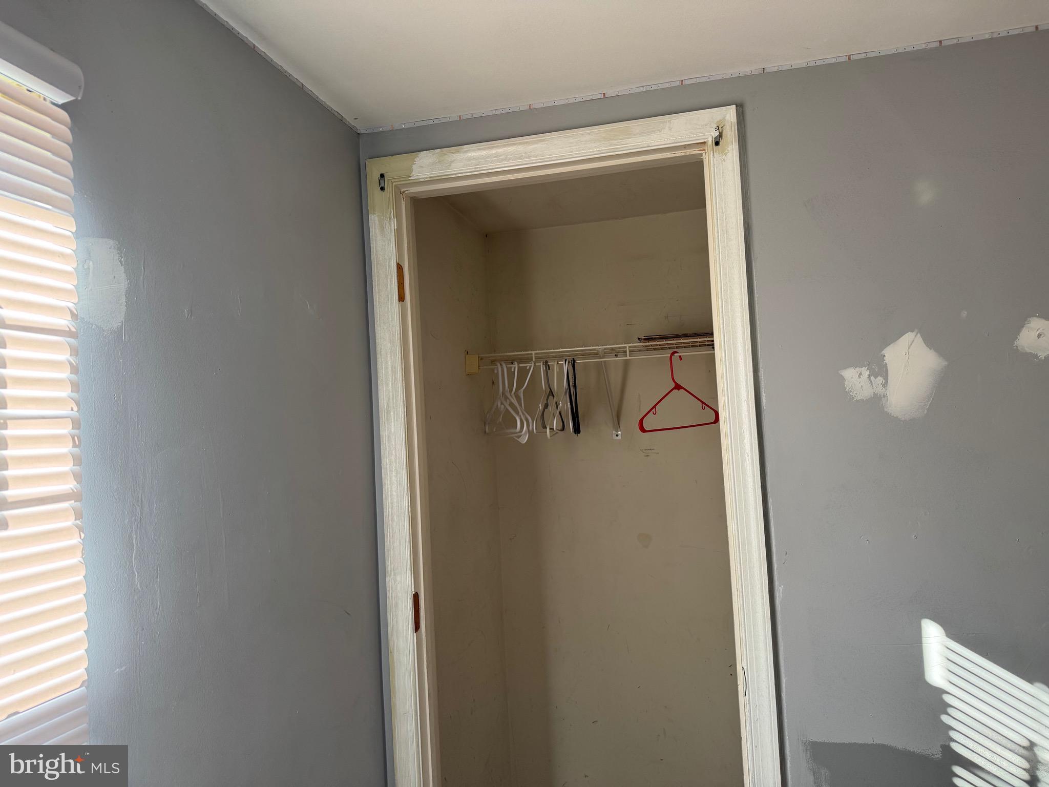 JOHNSTON SQUARE - Residential Lease