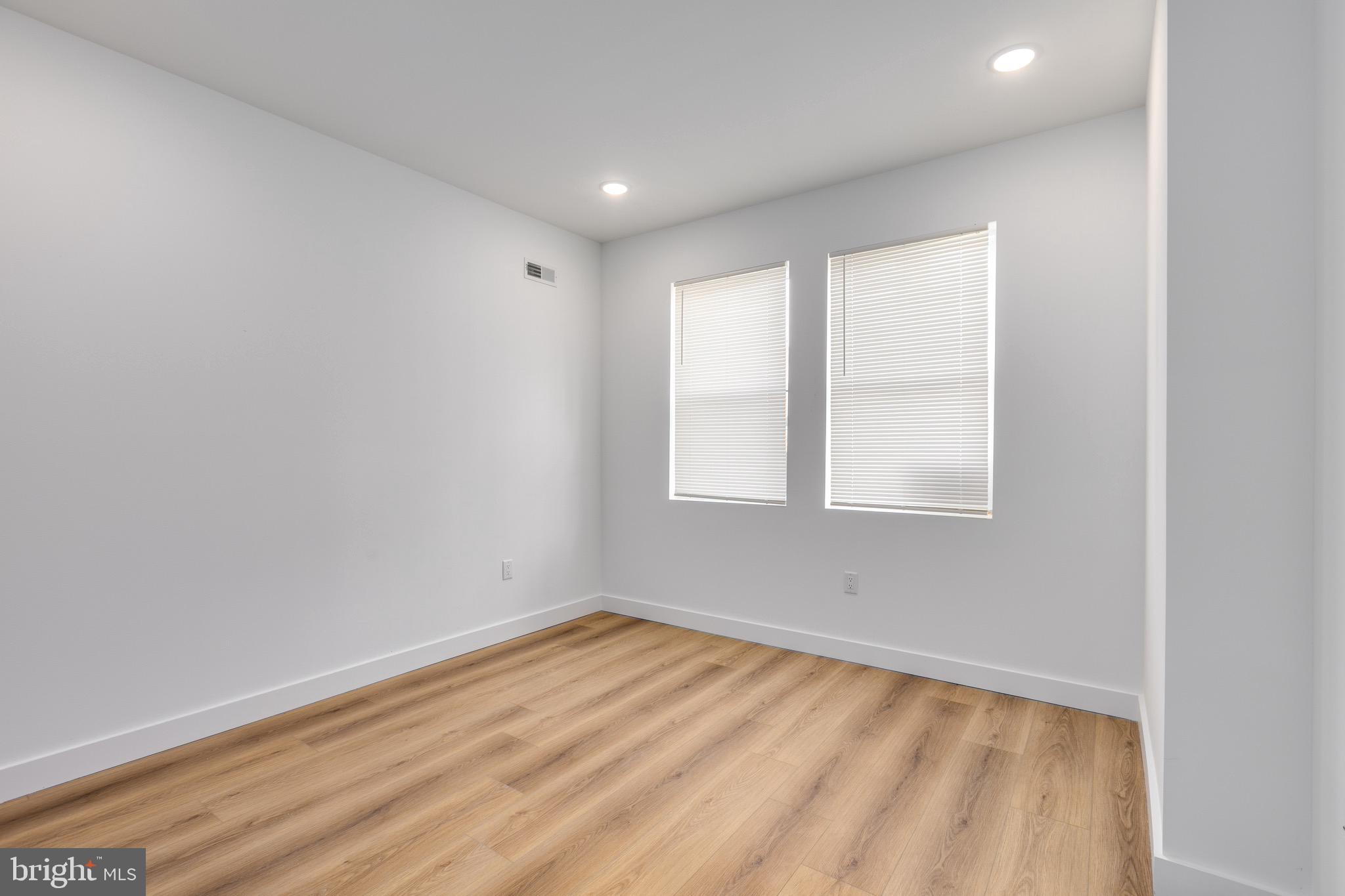 2502 N 10TH STREET 1