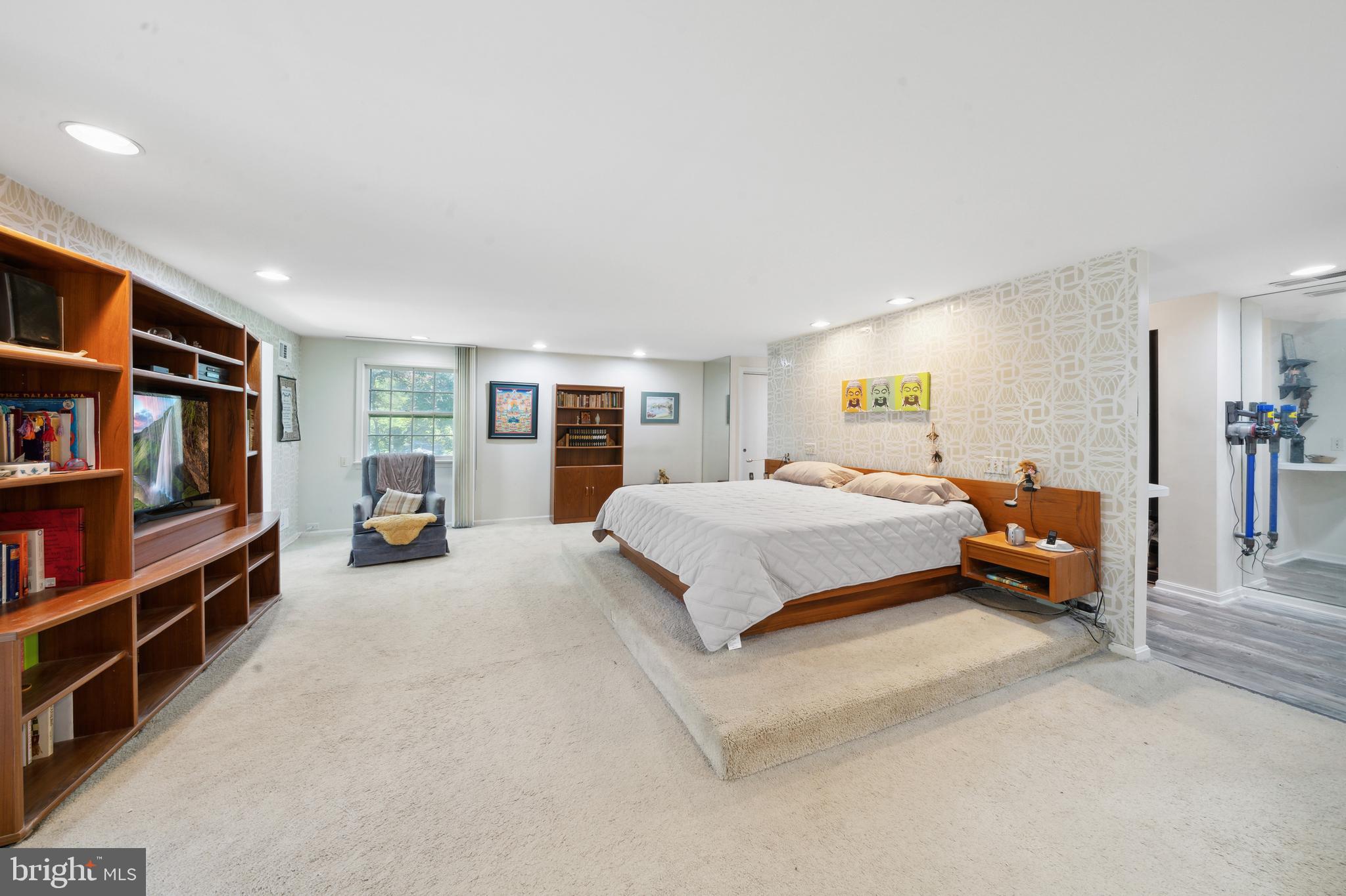 STRATHMORE AT BEL PRE - Residential