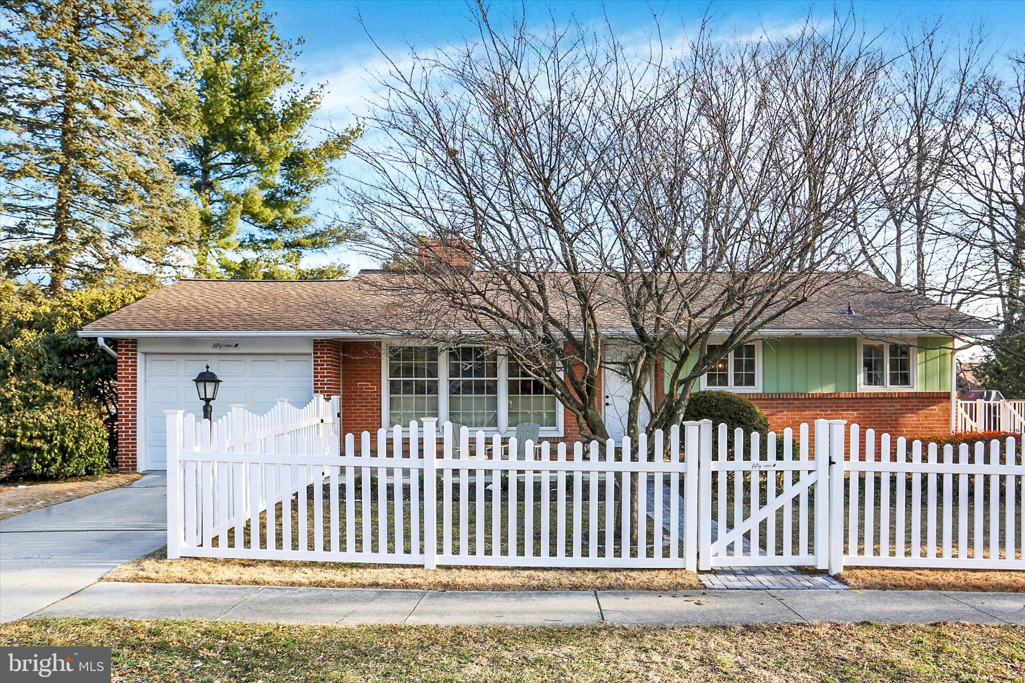 NORTHWOOD HILLS - Residential