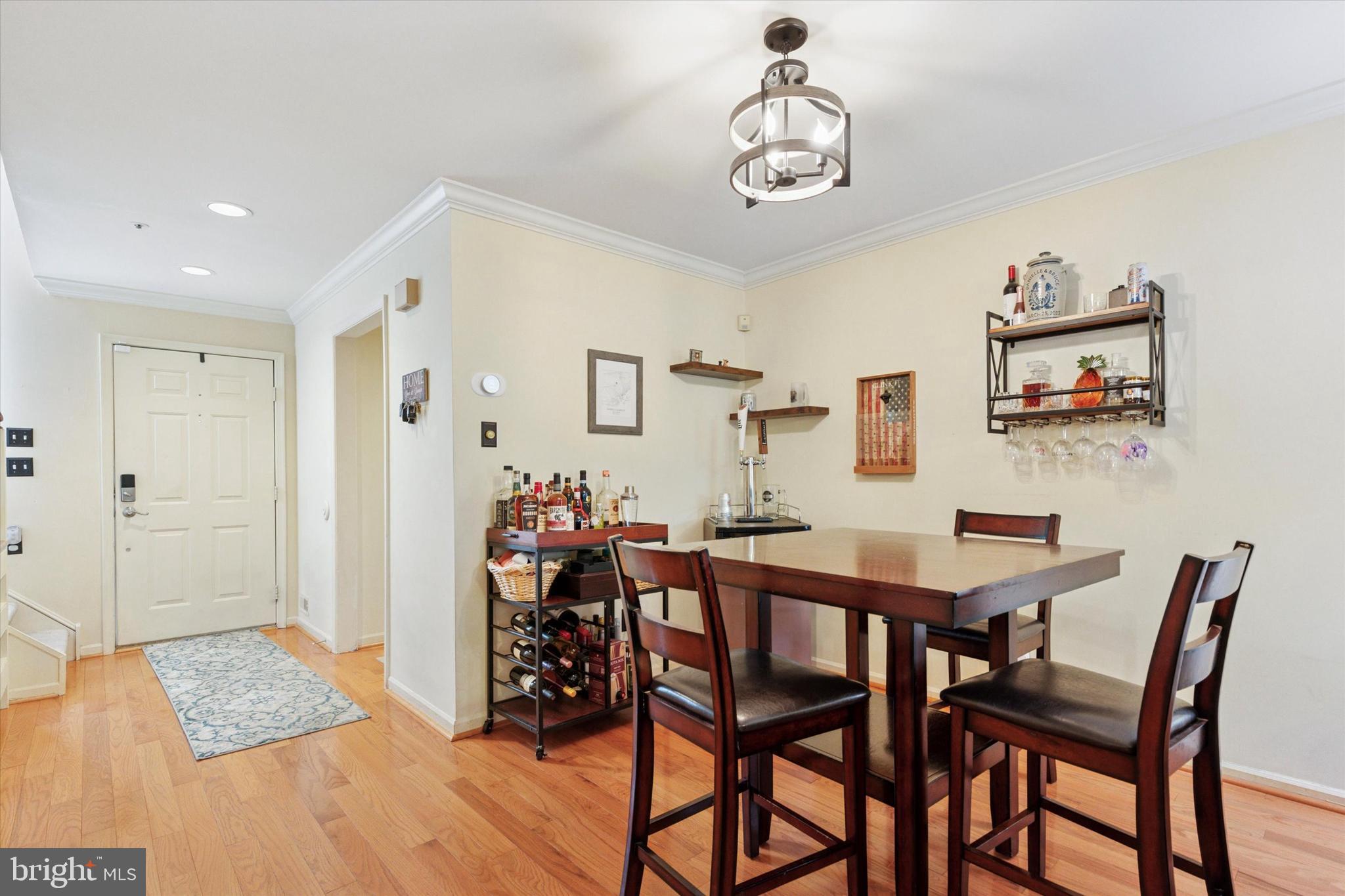 1911 REVOLUTIONARY COURT 105B
