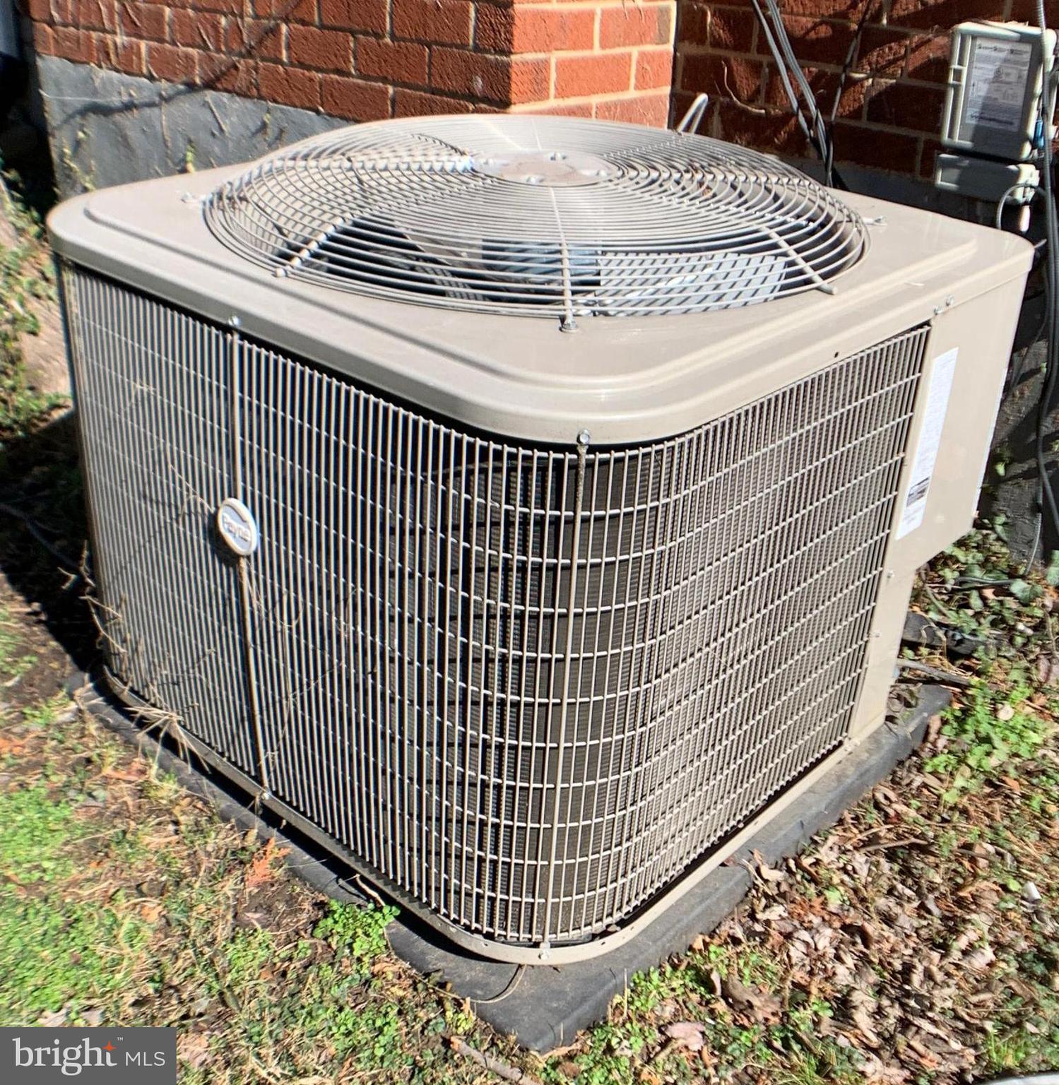 RIGGS PARK ESTATES - Residential