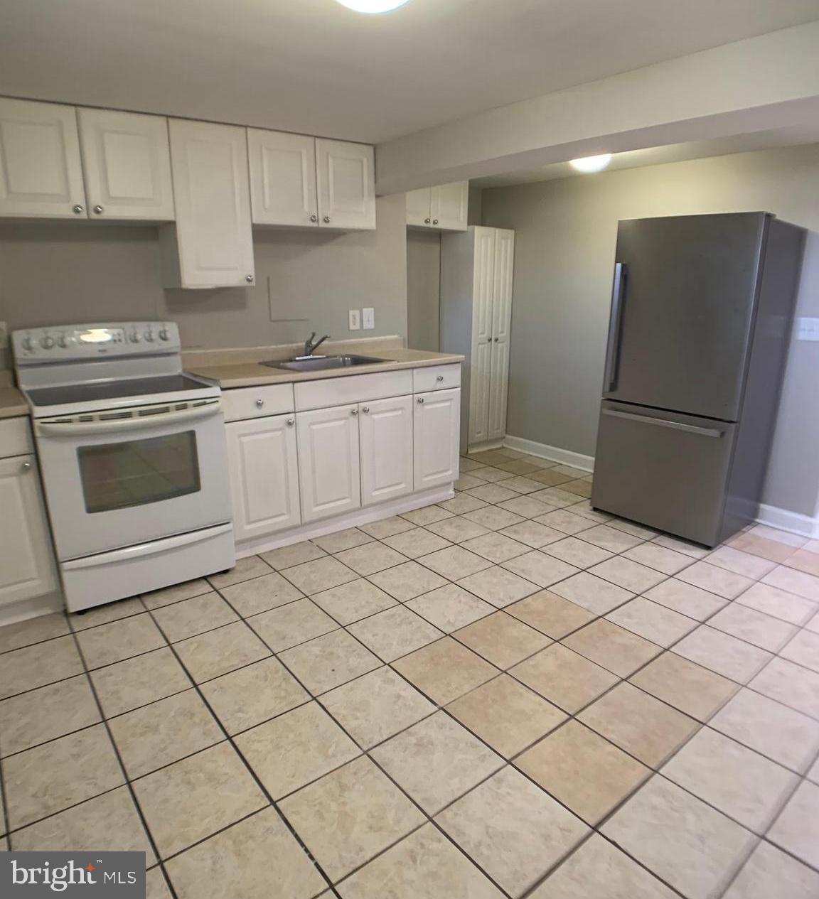 RIGGS PARK ESTATES - Residential