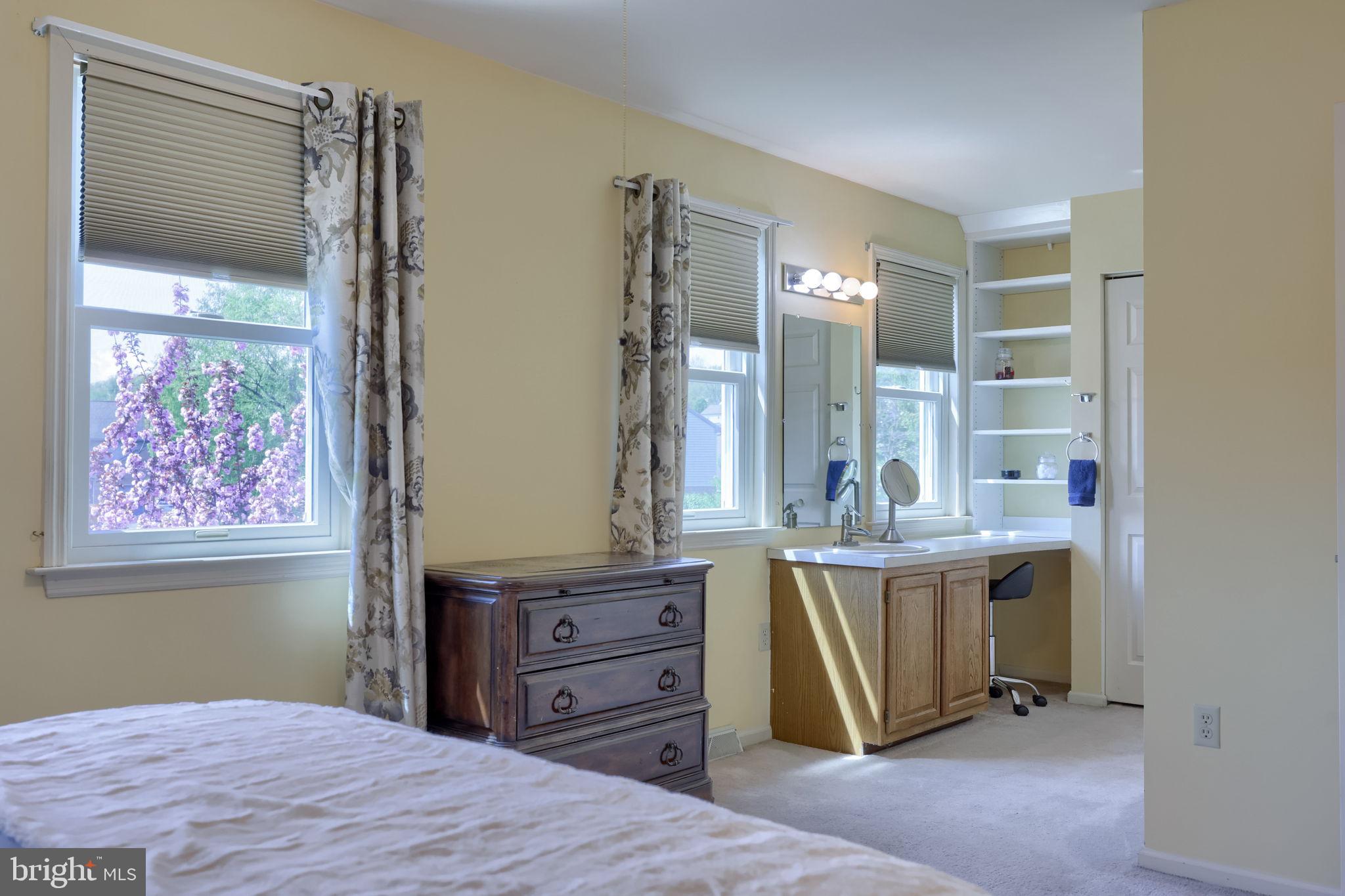 SUMMIT HILLS - Residential