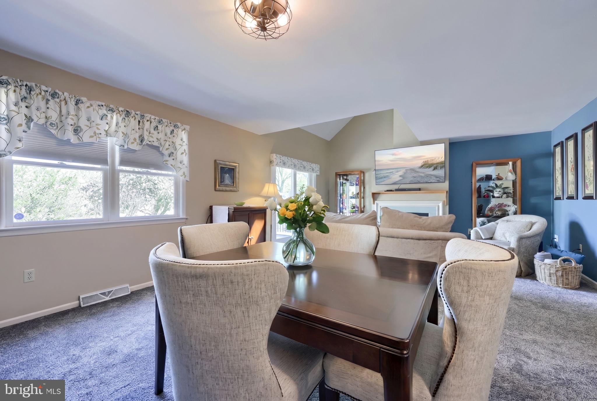 SUMMIT HILLS - Residential