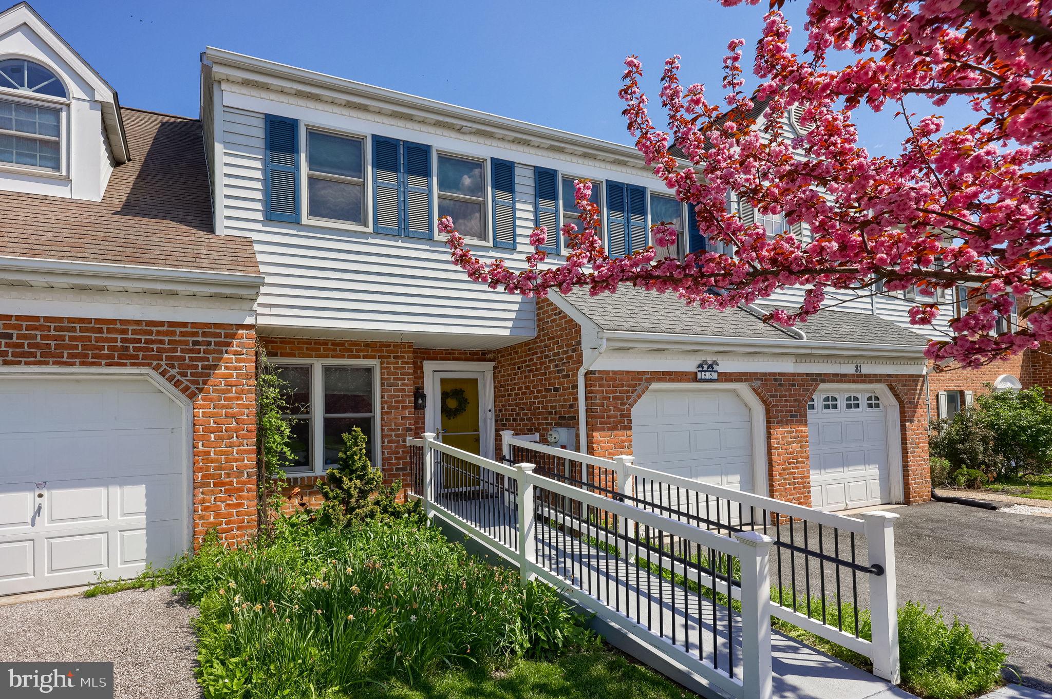 SUMMIT HILLS - Residential