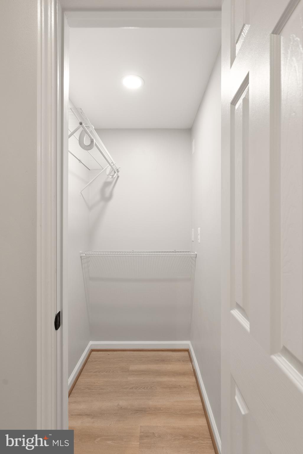 BARR HILL AT INVERNESS - Residential Lease