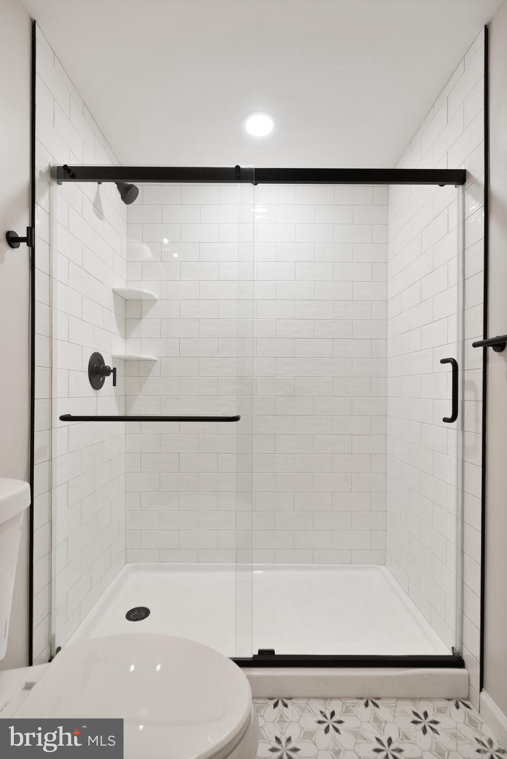 BARR HILL AT INVERNESS - Residential Lease