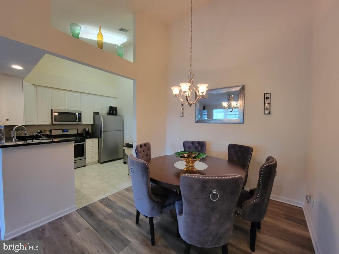 CARDINAL PLACE - Residential Lease