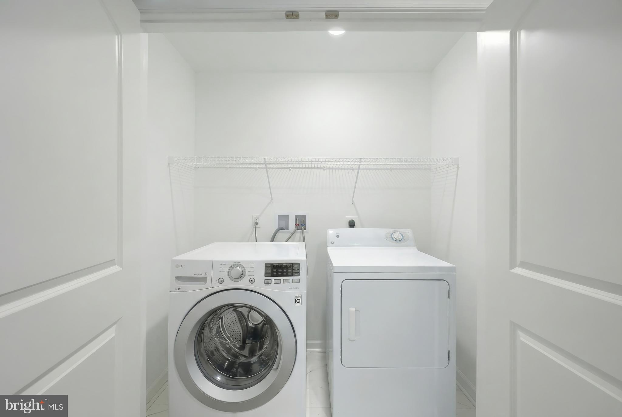 LEXINGTON ESTATES - Residential