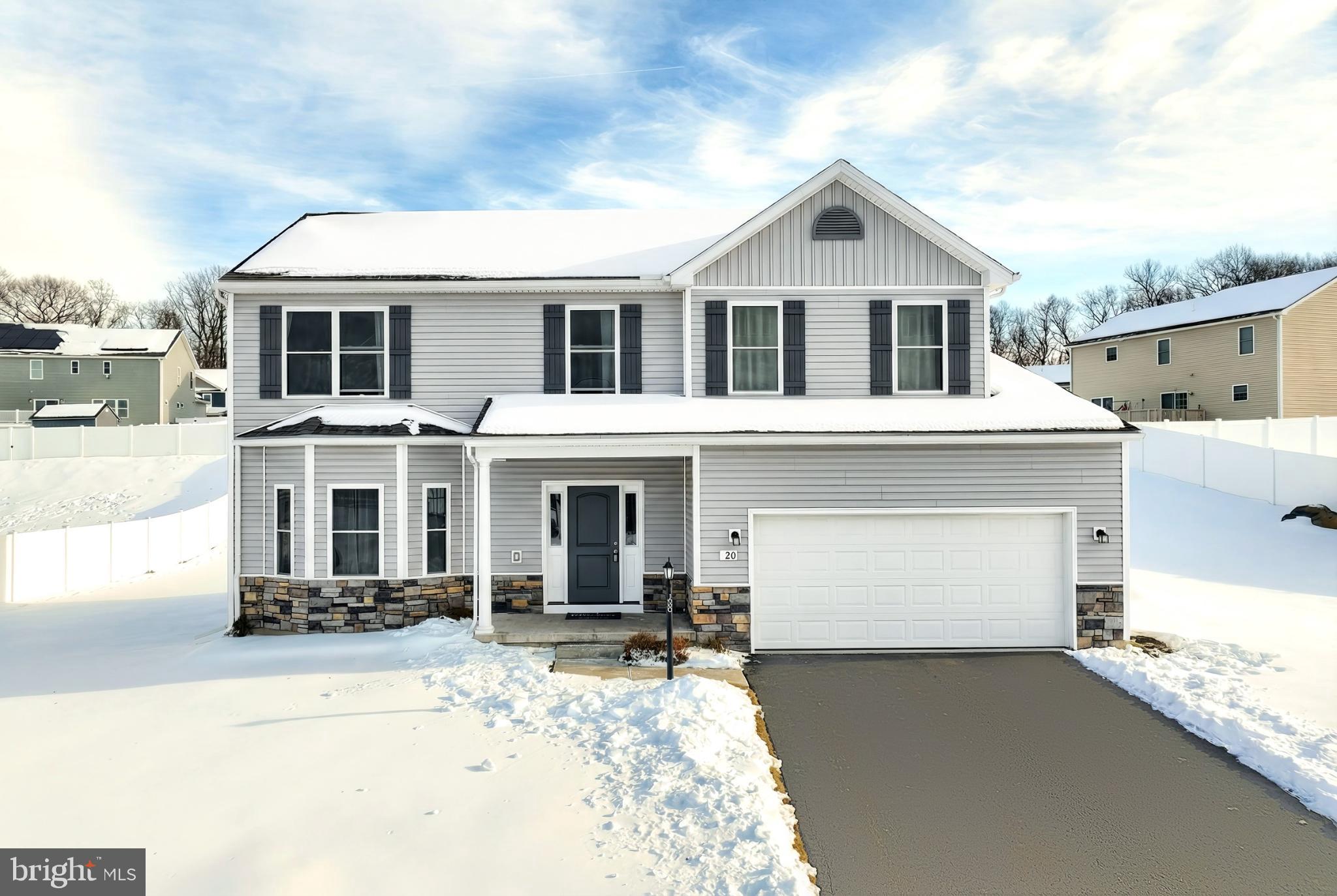 LEXINGTON ESTATES - Residential