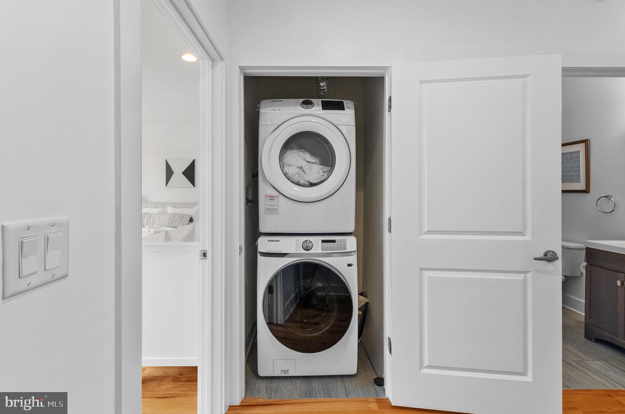 EAST FALLS - Residential